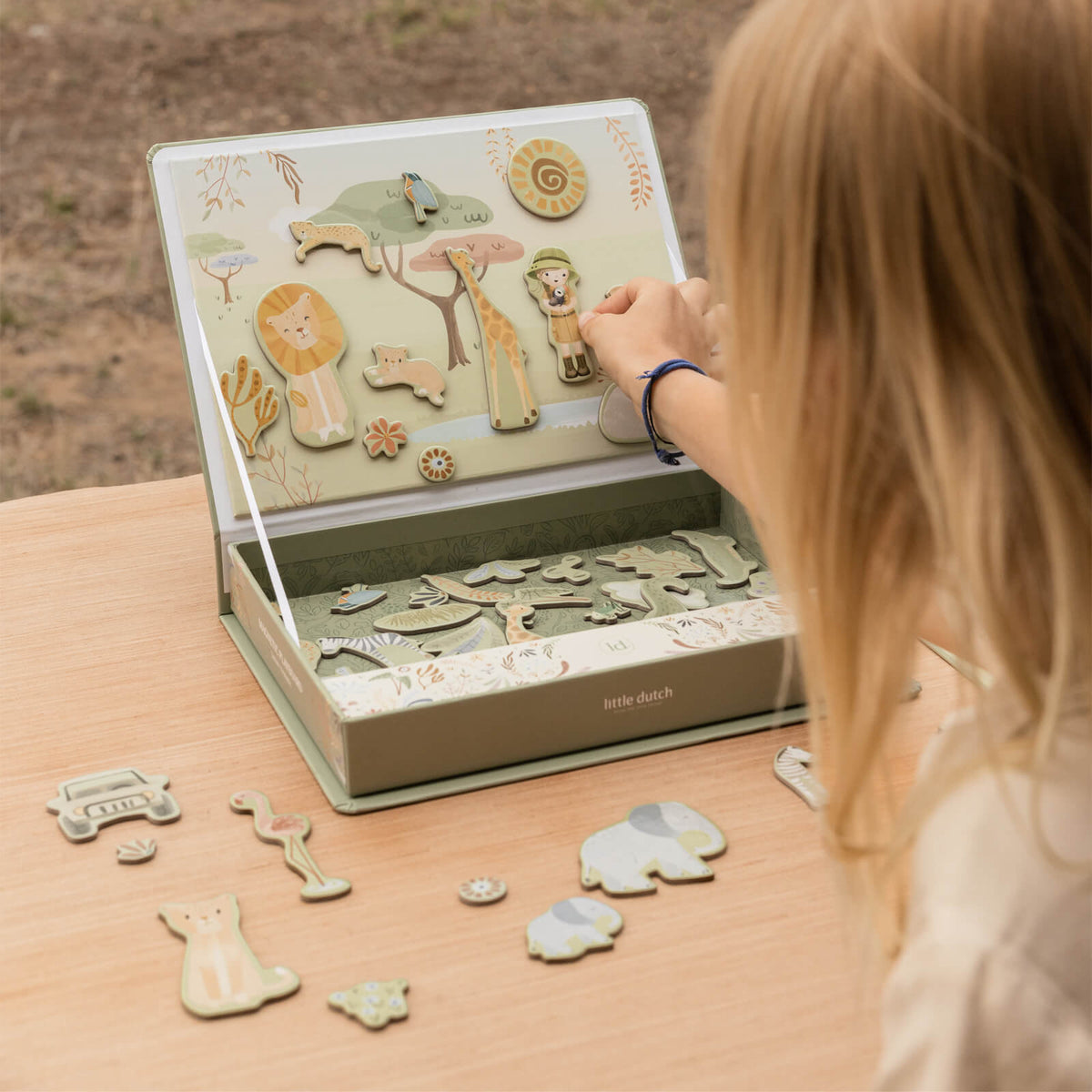Magnetic Play Board - Safari Friends