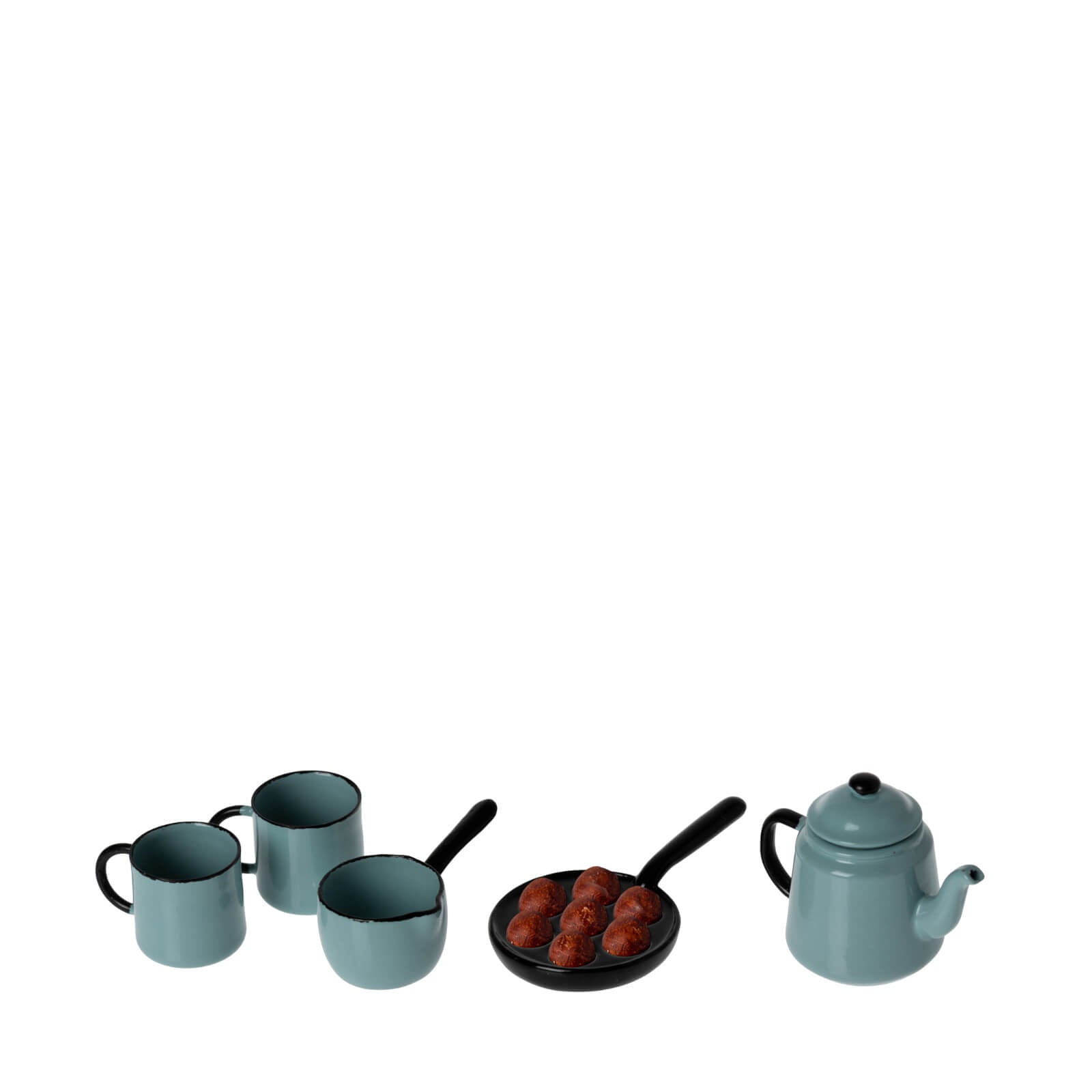 Madam Blues Favourites Cookware