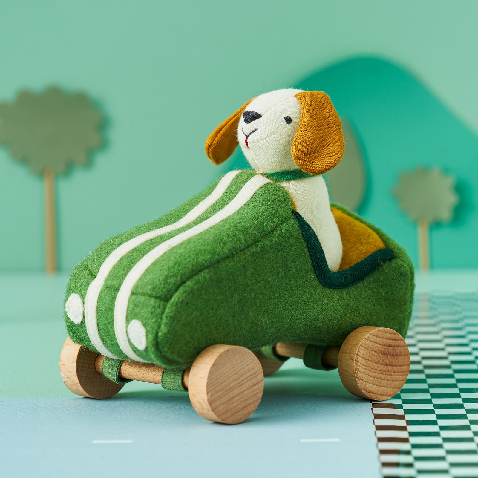 Holdie Dog-Go Racer Boy - Green