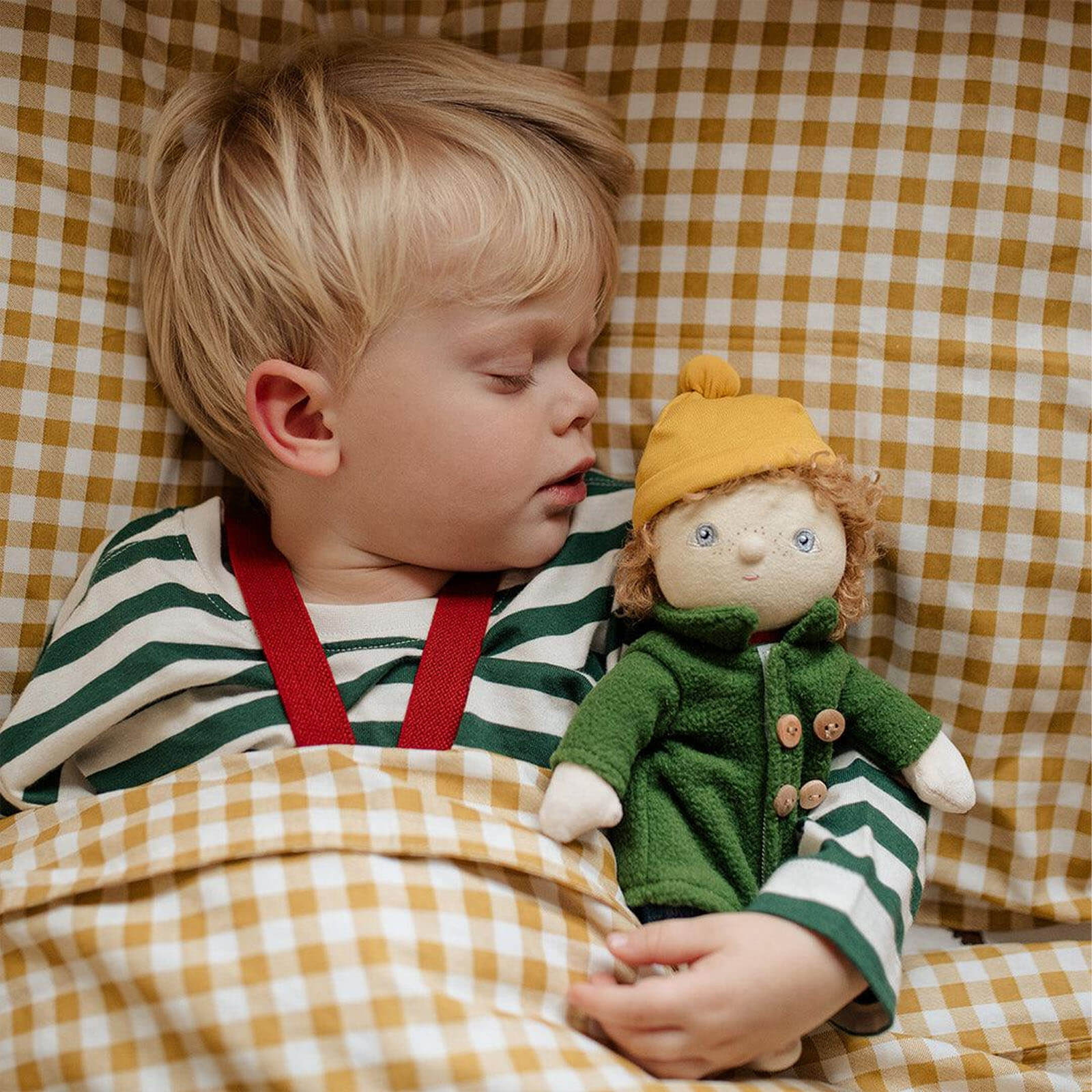 Dress Me Dinky Doll - Charlie Chestnut
