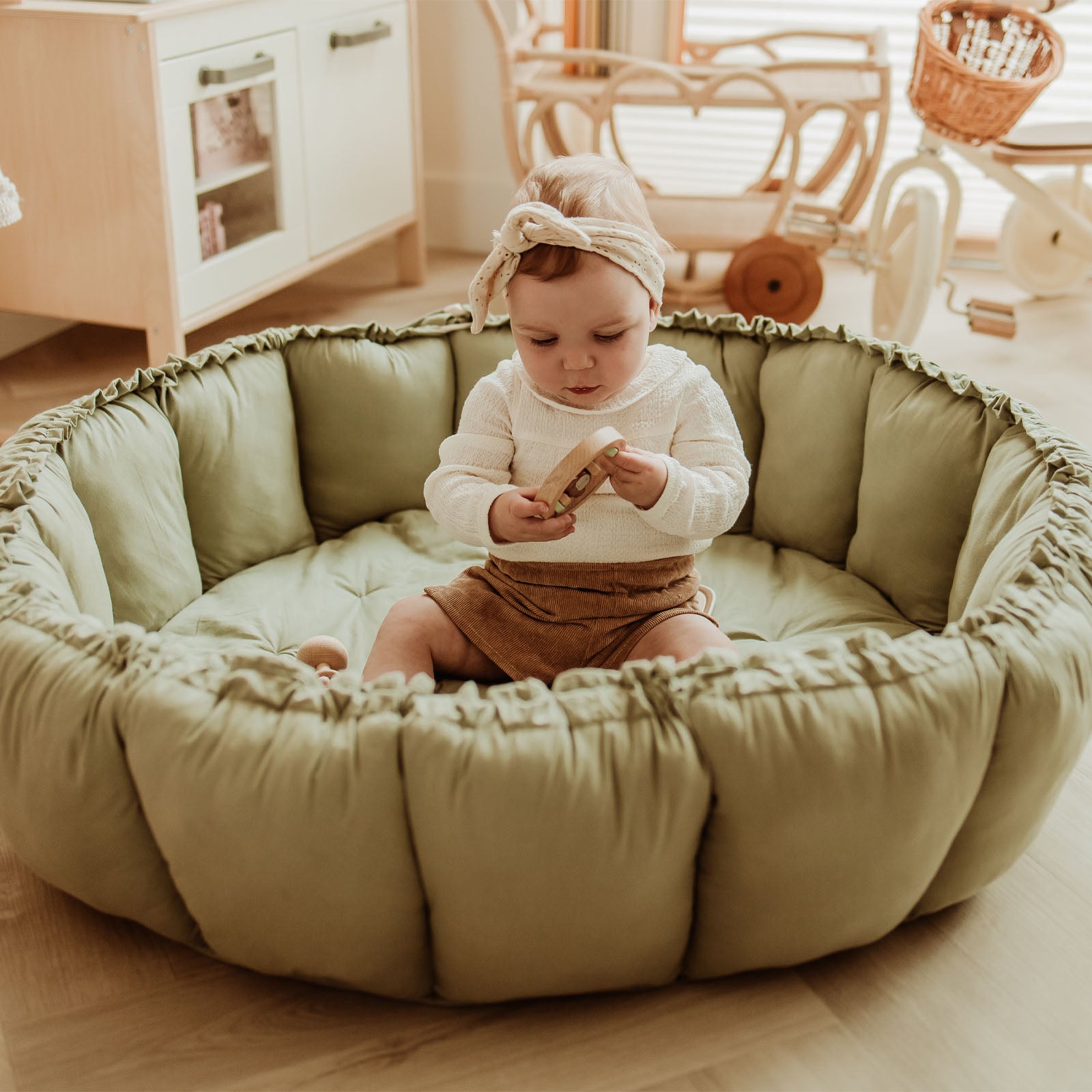 Bloom Meadow Green Baby Mat / Playmat