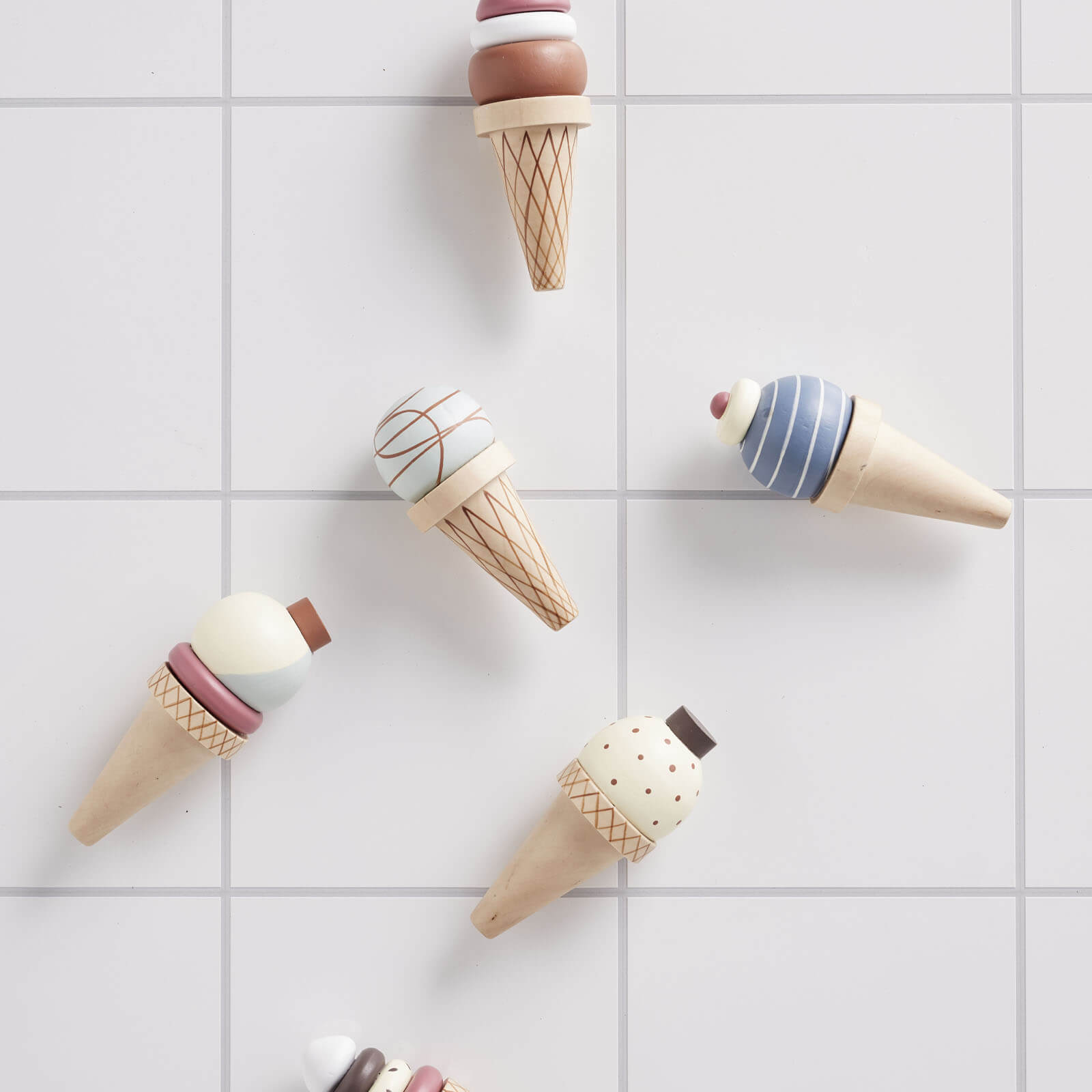 Ice Creams With Rack