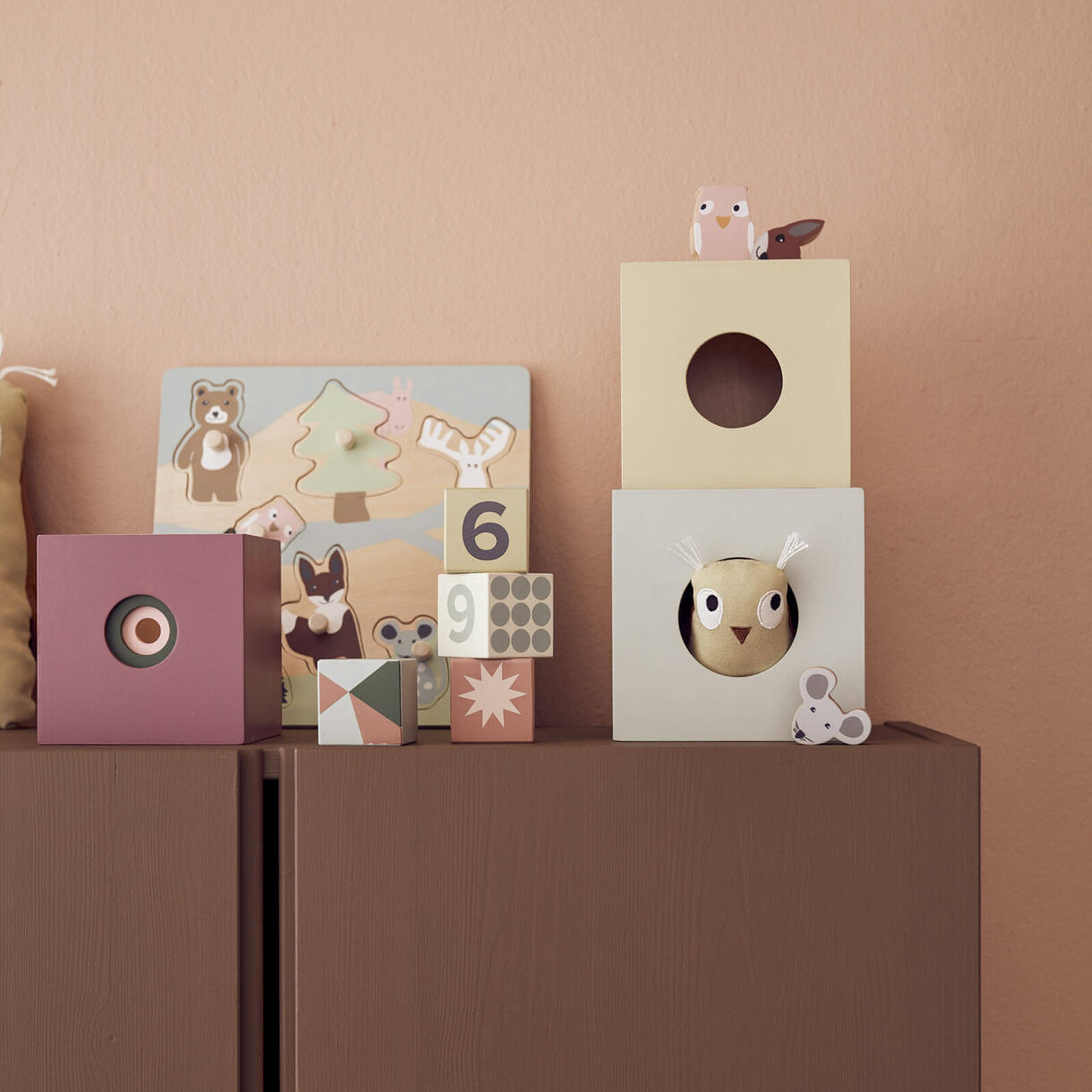 Edvin Wooden Cubes 5pc Set