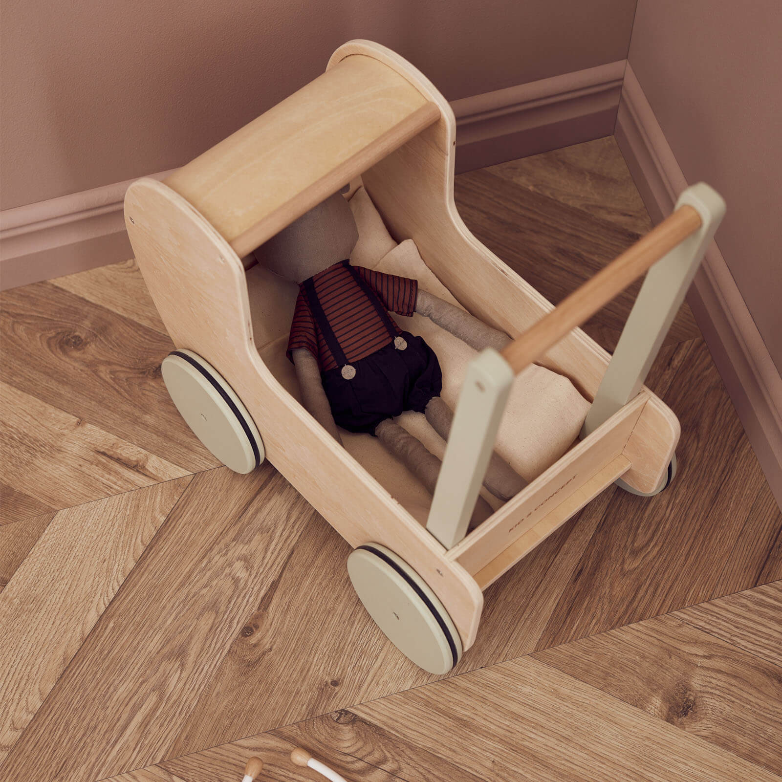 Natural Dolls Pram