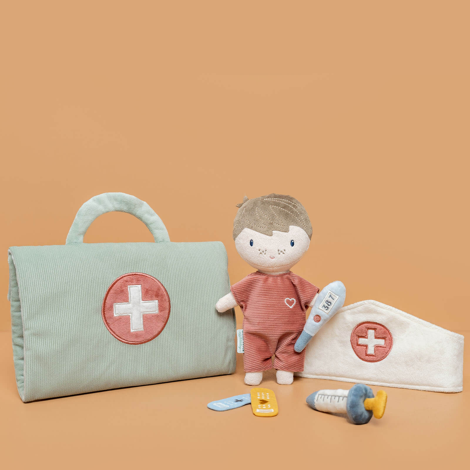 Jim Doll Doctor Play Set