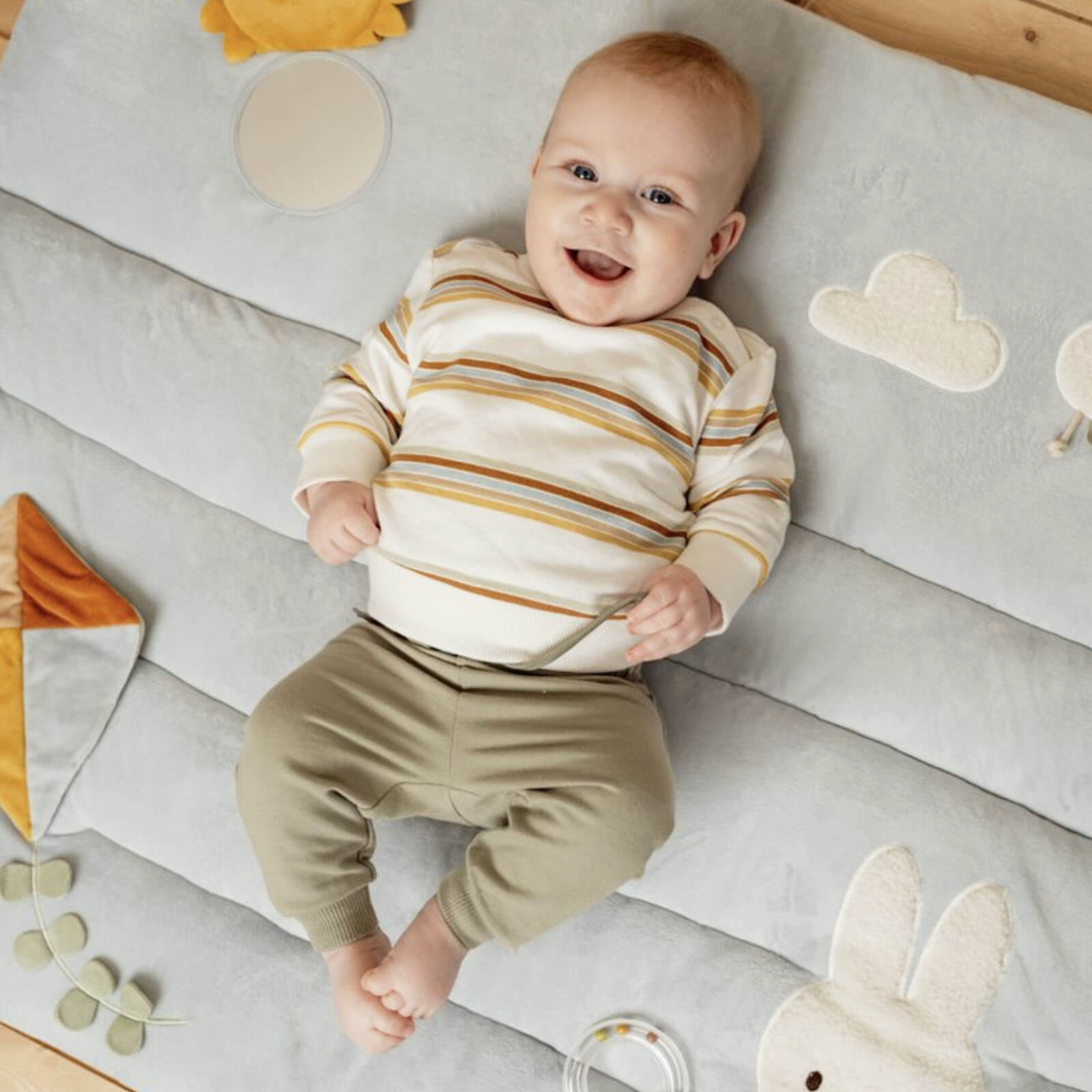Miffy Vintage Sunny Stripes Playmat