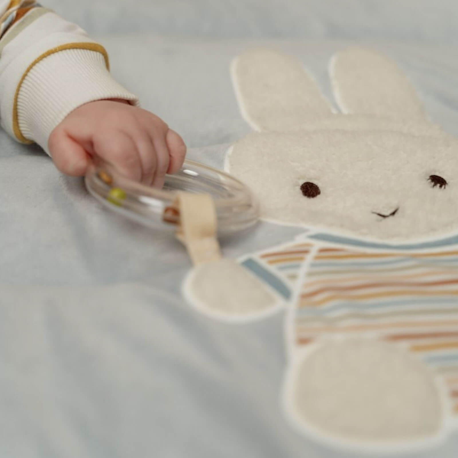 Miffy Vintage Sunny Stripes Playmat