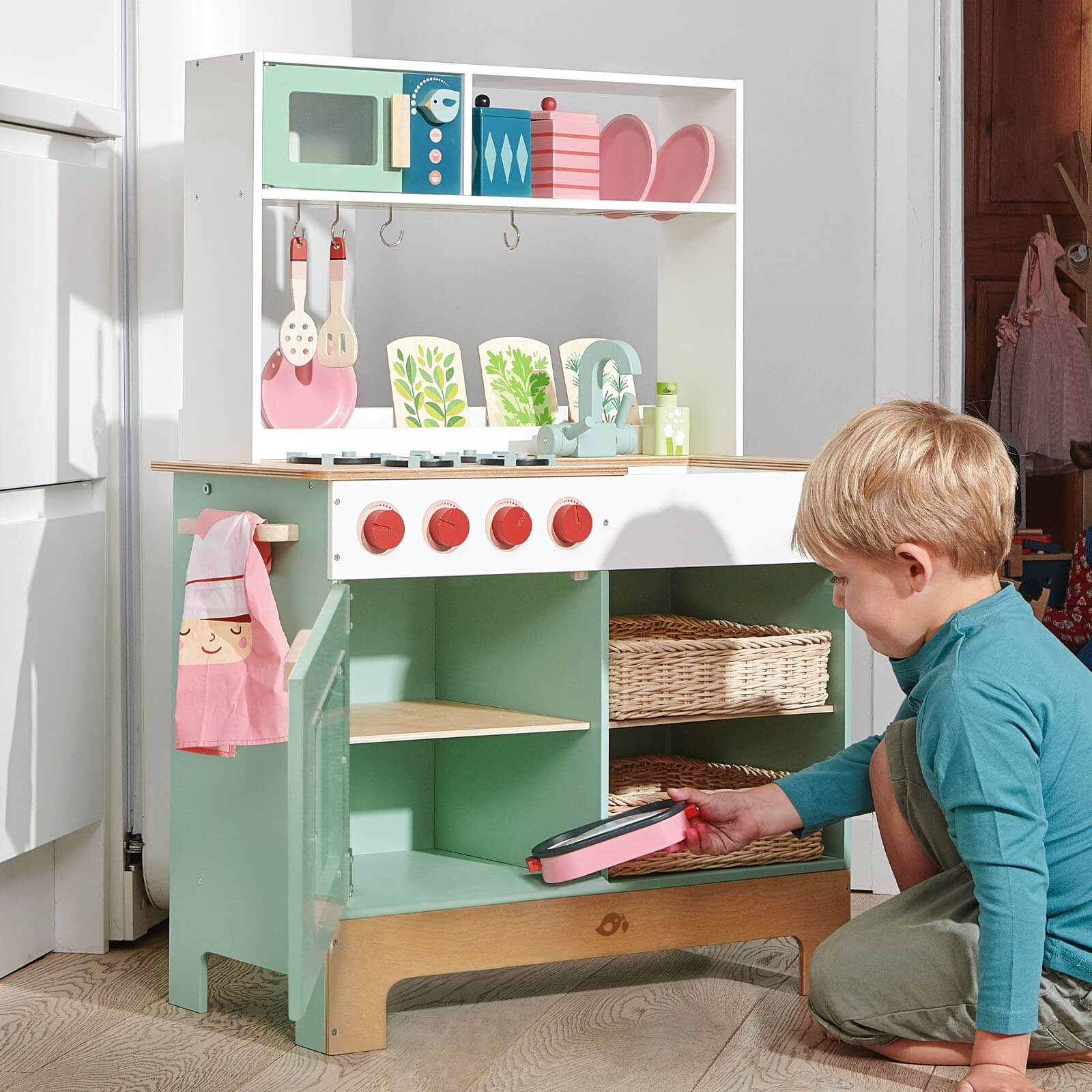 Kitchen Range Plus Accessories