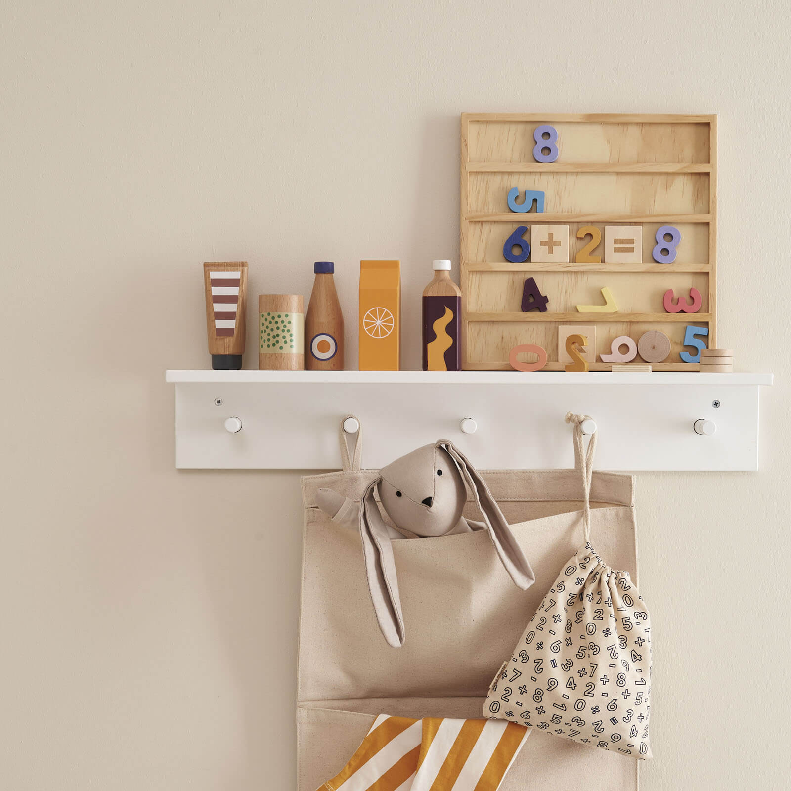 Bottle And Can Set
