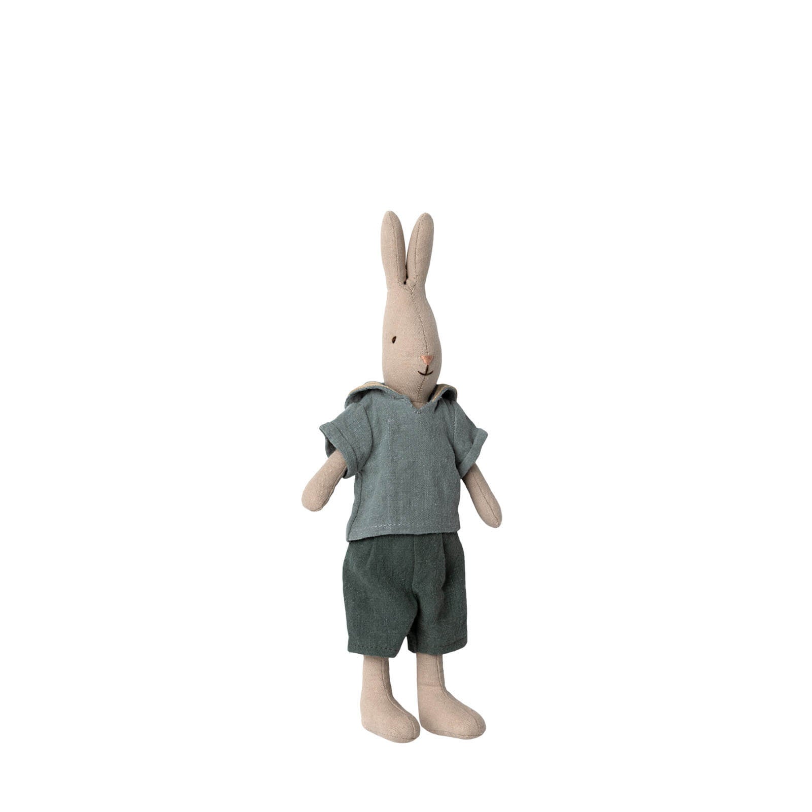Rabbit Size 2 - Classic Shirt and Shorts