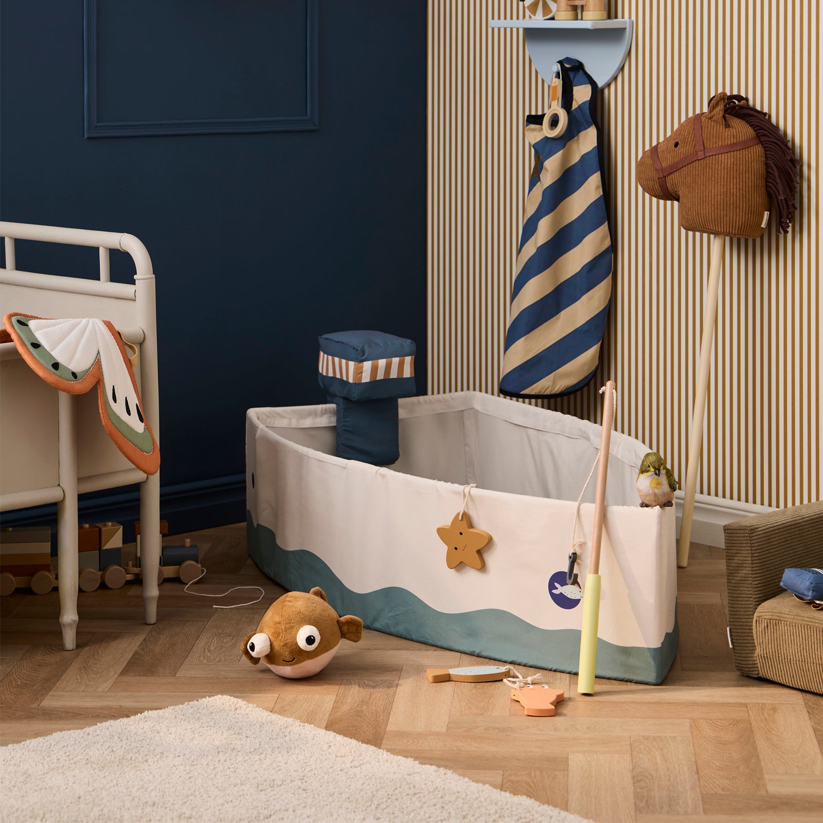 Play Fishing Boat with Accessories