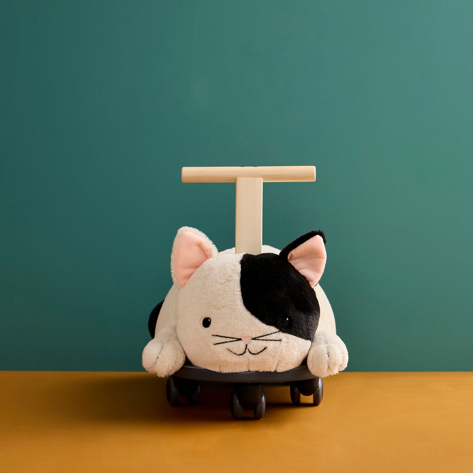 Ride Along Sture The Cat