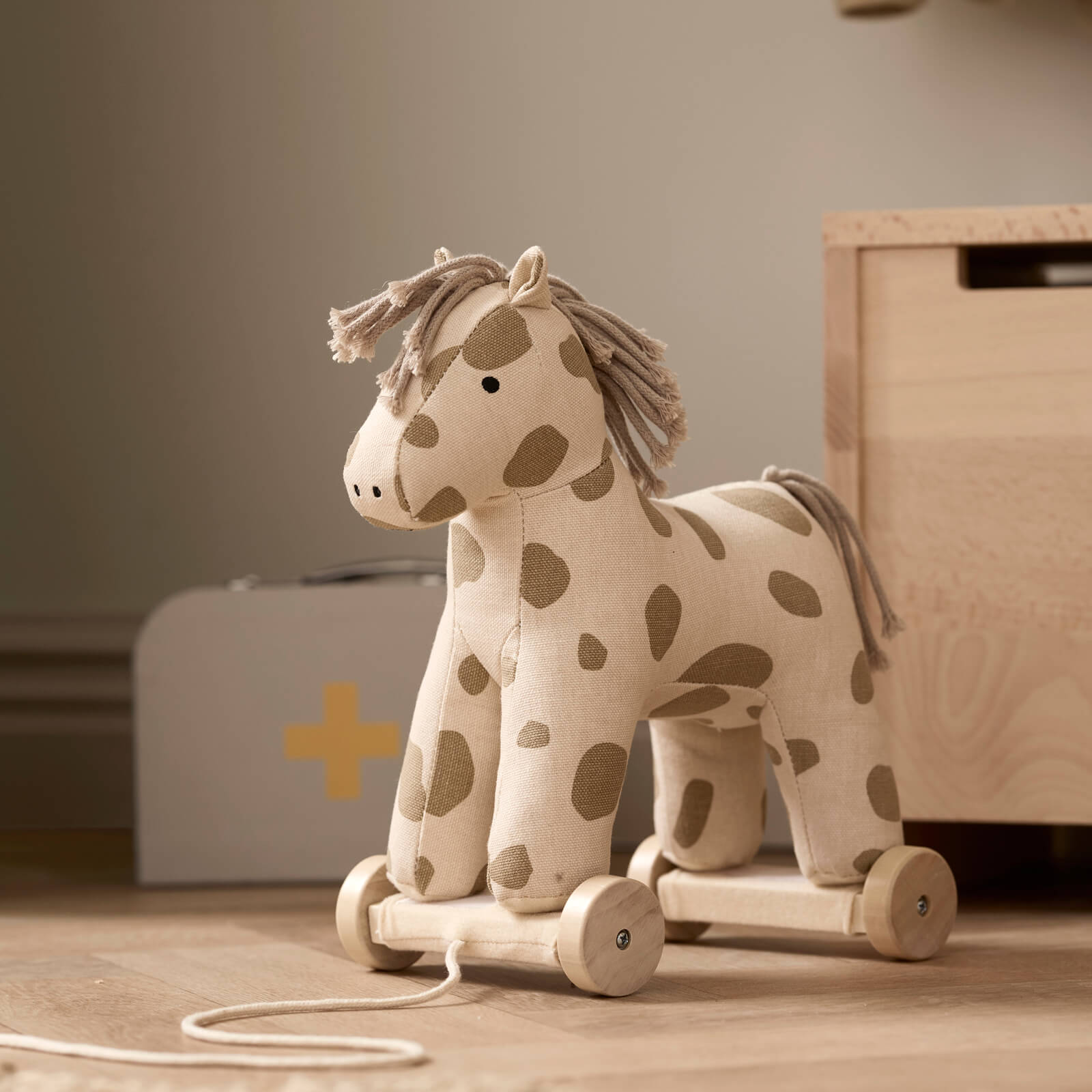 Pull Along Horse - Dotty