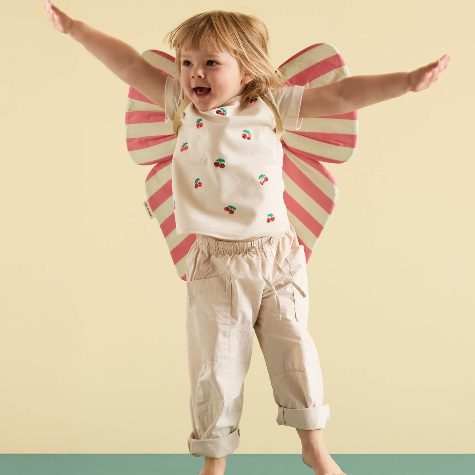 Bow Dress-Up