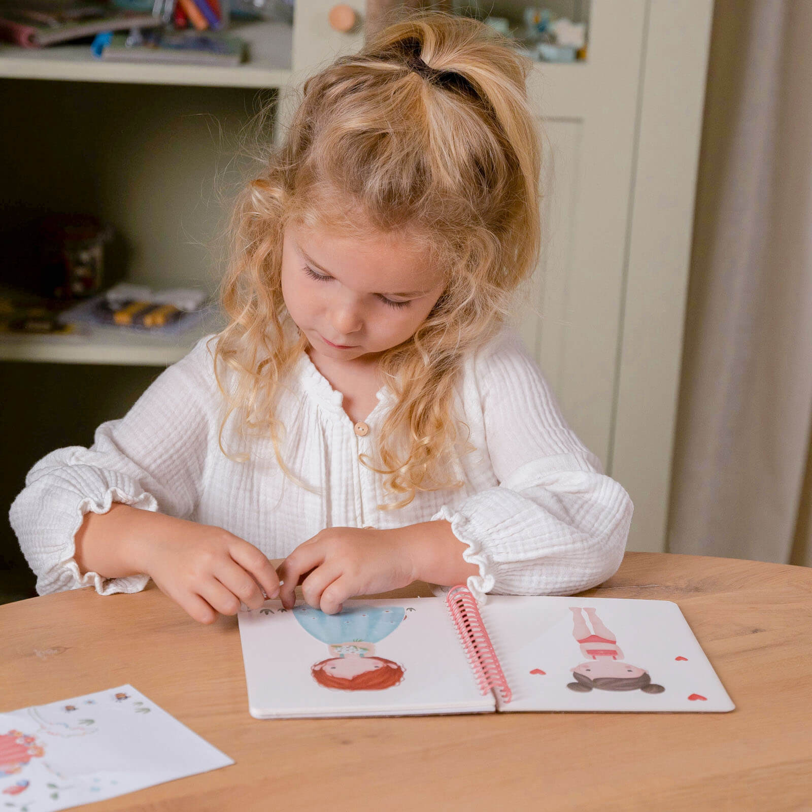 Dress Me Up Book - Rosa and Friends