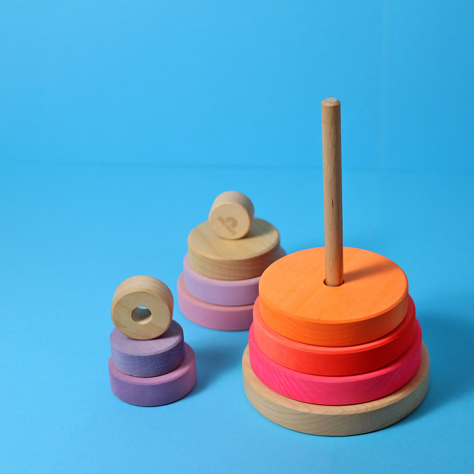 Wooden Conical Tower - Neon Pink