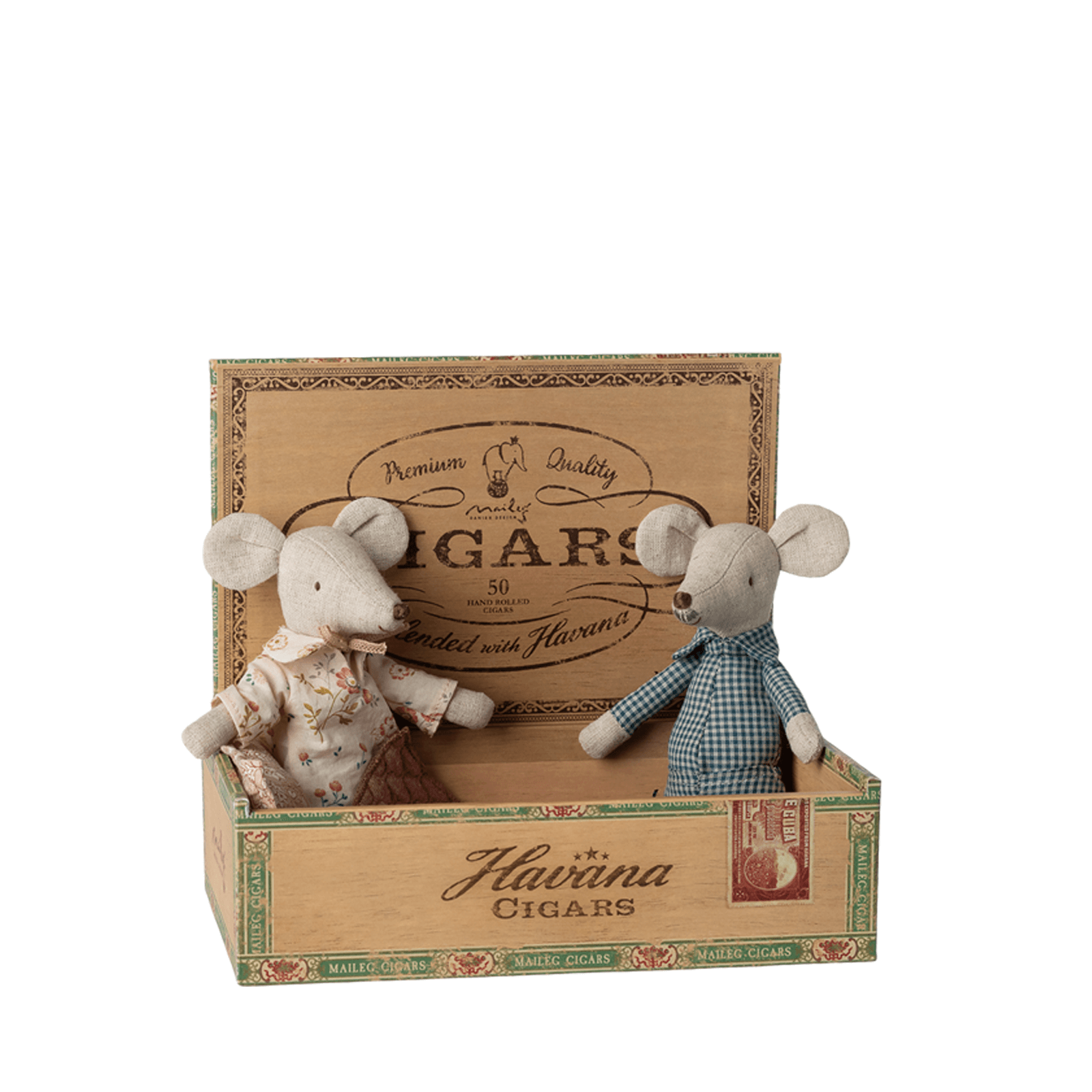 Grandma and Grandpa Mice In Cigarbox