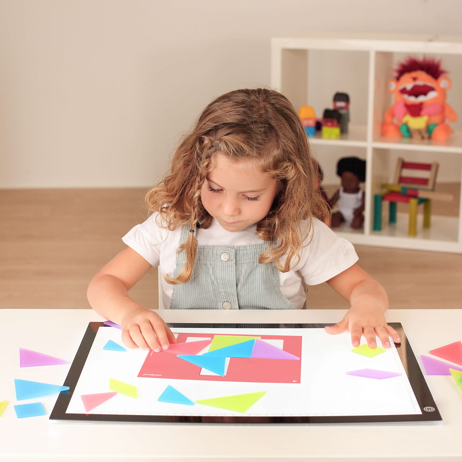 Learn Shapes - Translucent Tangram