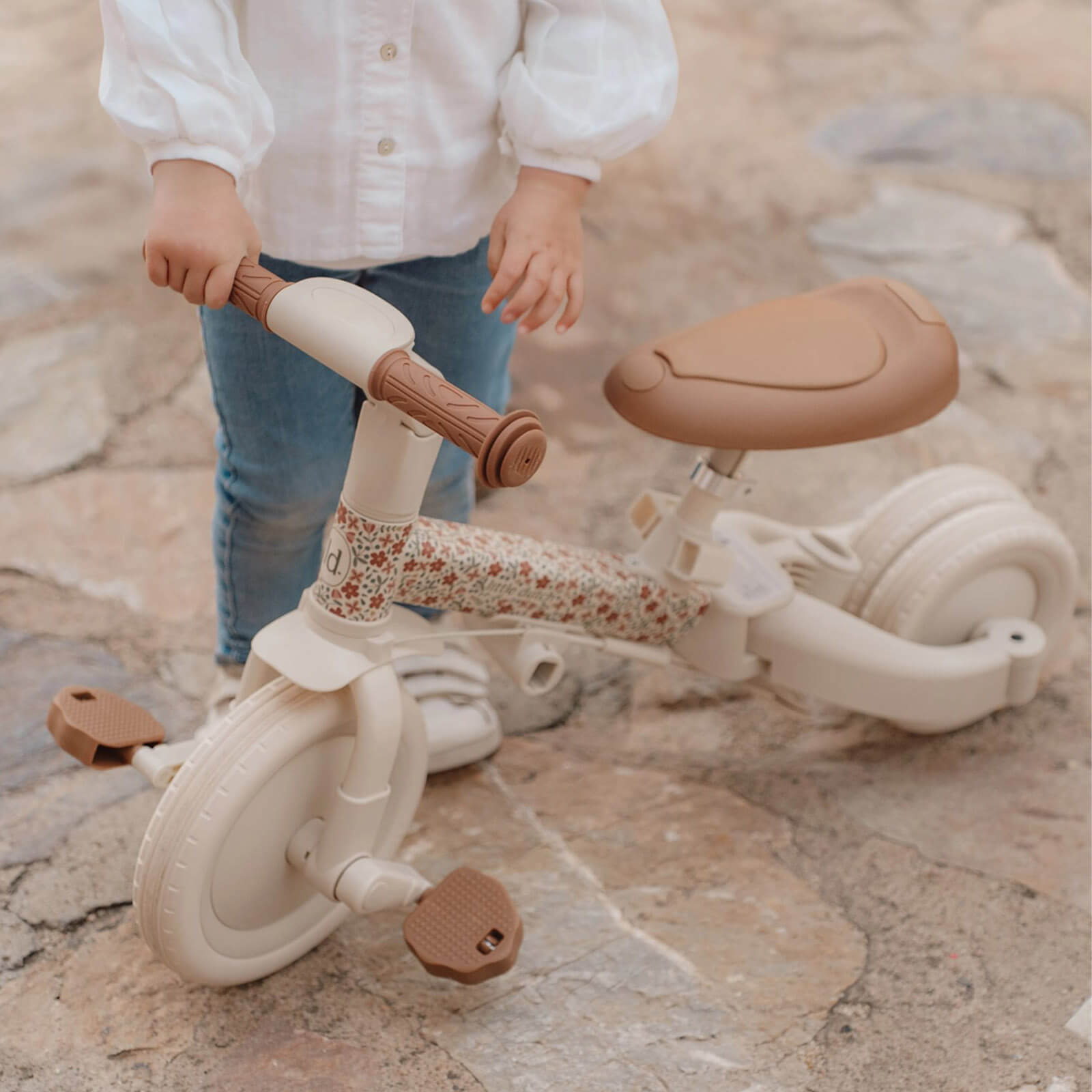 4 In 1 Trike - Off White Flowers