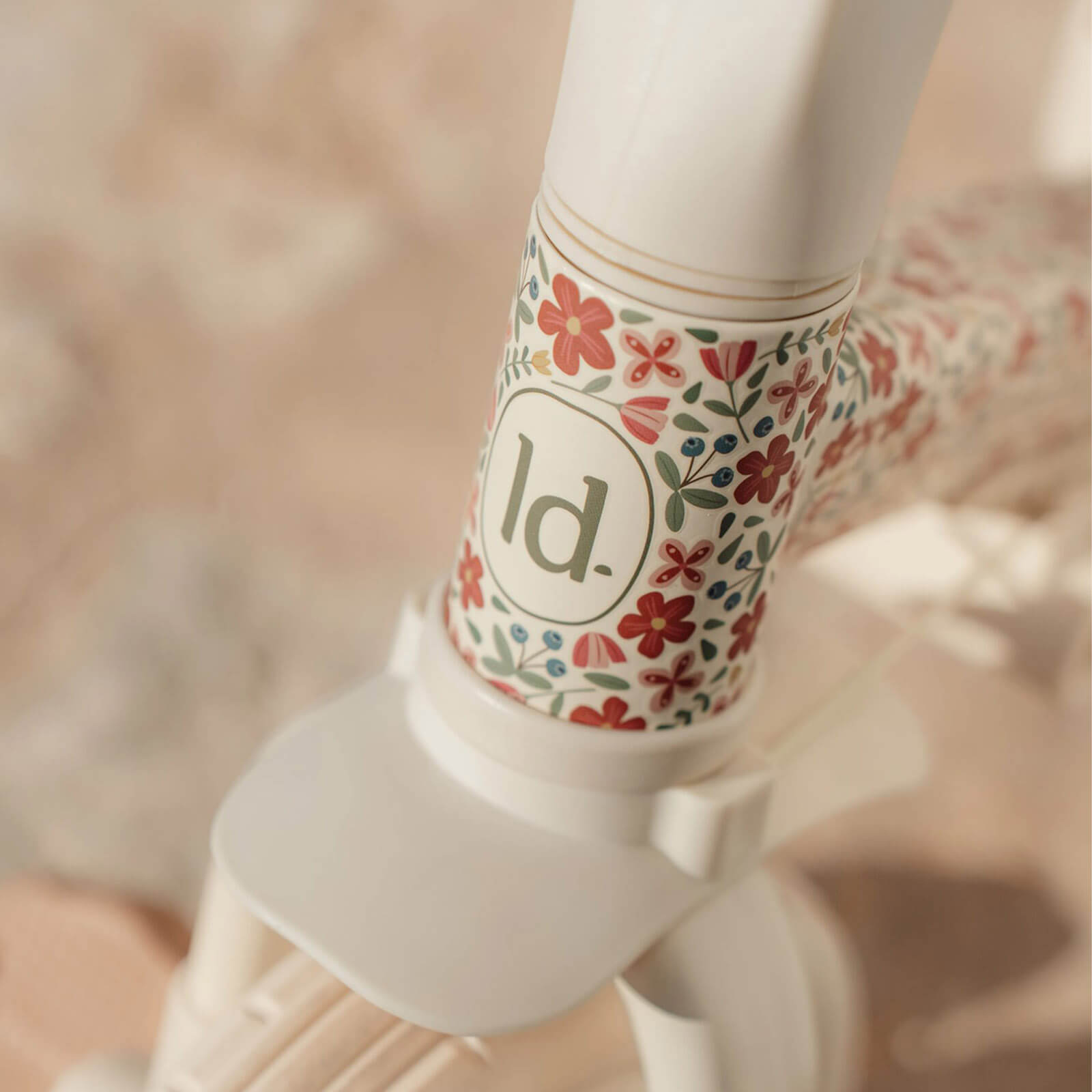 4 In 1 Trike - Off White Flowers