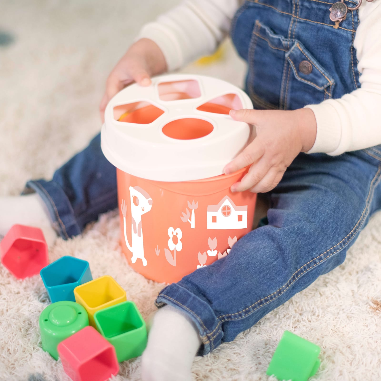 Shape Sorting Bucket - Salmon