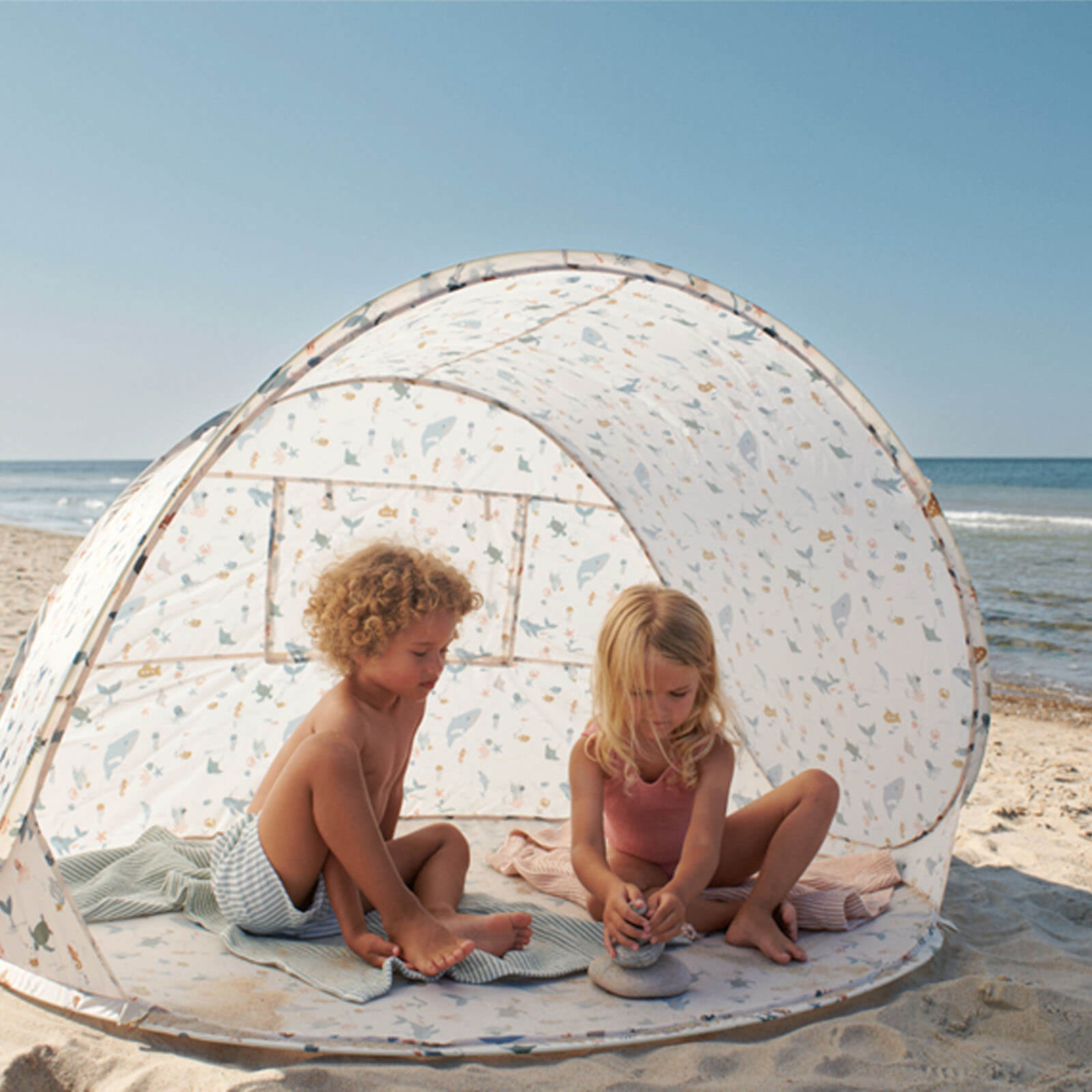 Cassie Pop Up Tent - Sea Creature Sandy
