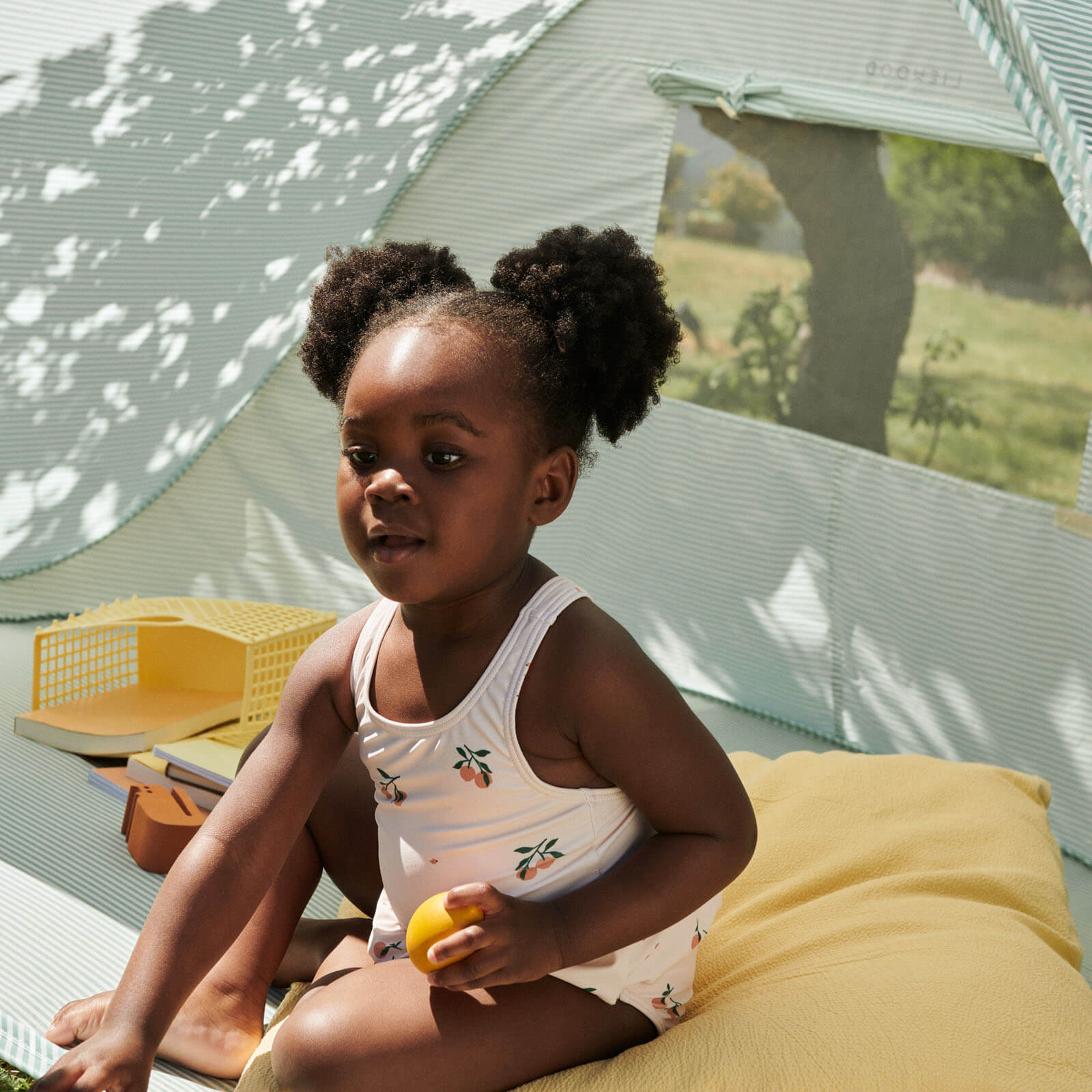 Cassie Pop Up Tent - Peppermint Creme De La Creme