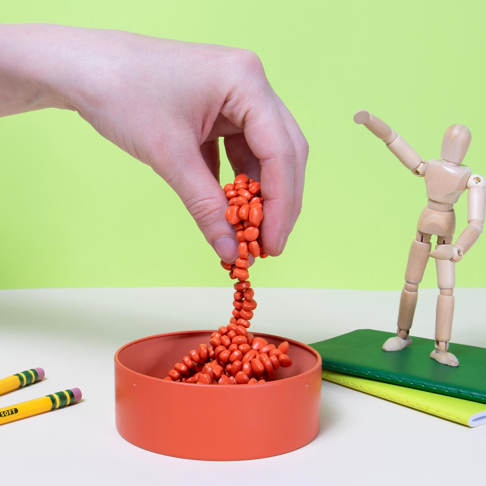Crags Medium Magnetic Putty - Coral
