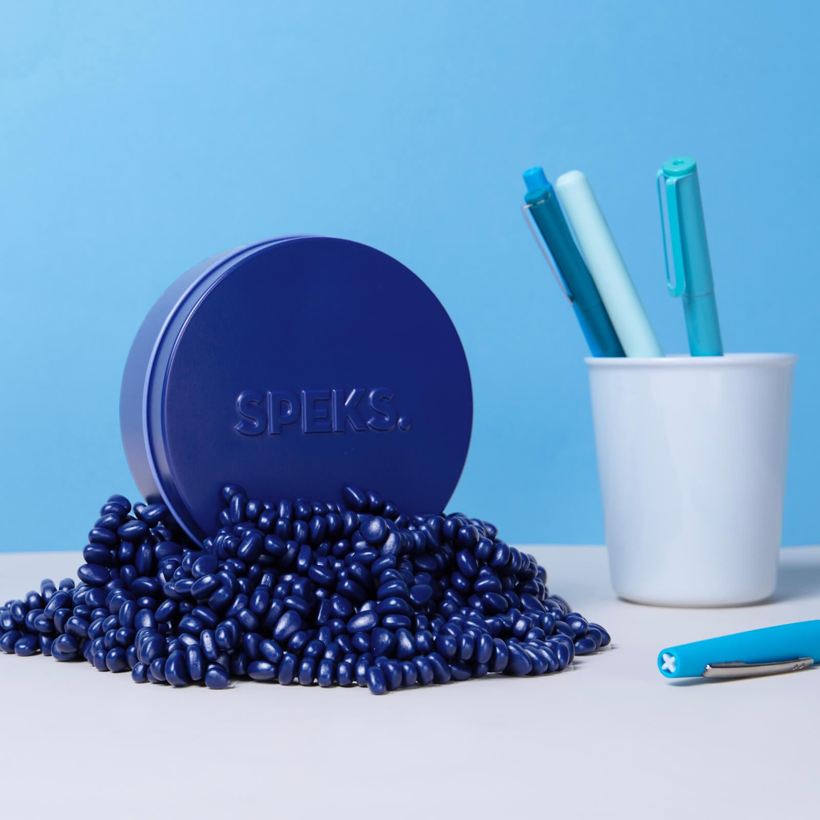 Crags Medium Magnetic Putty - Indigo