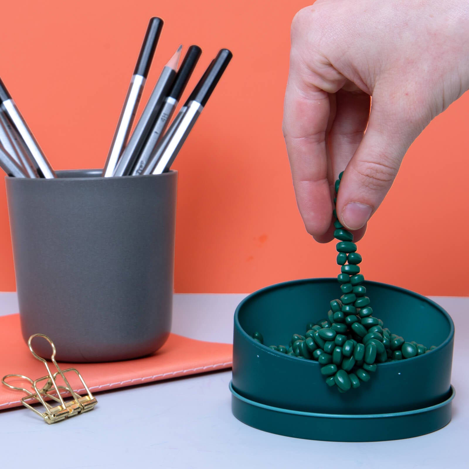 Crags Medium Magnetic Putty - Jade