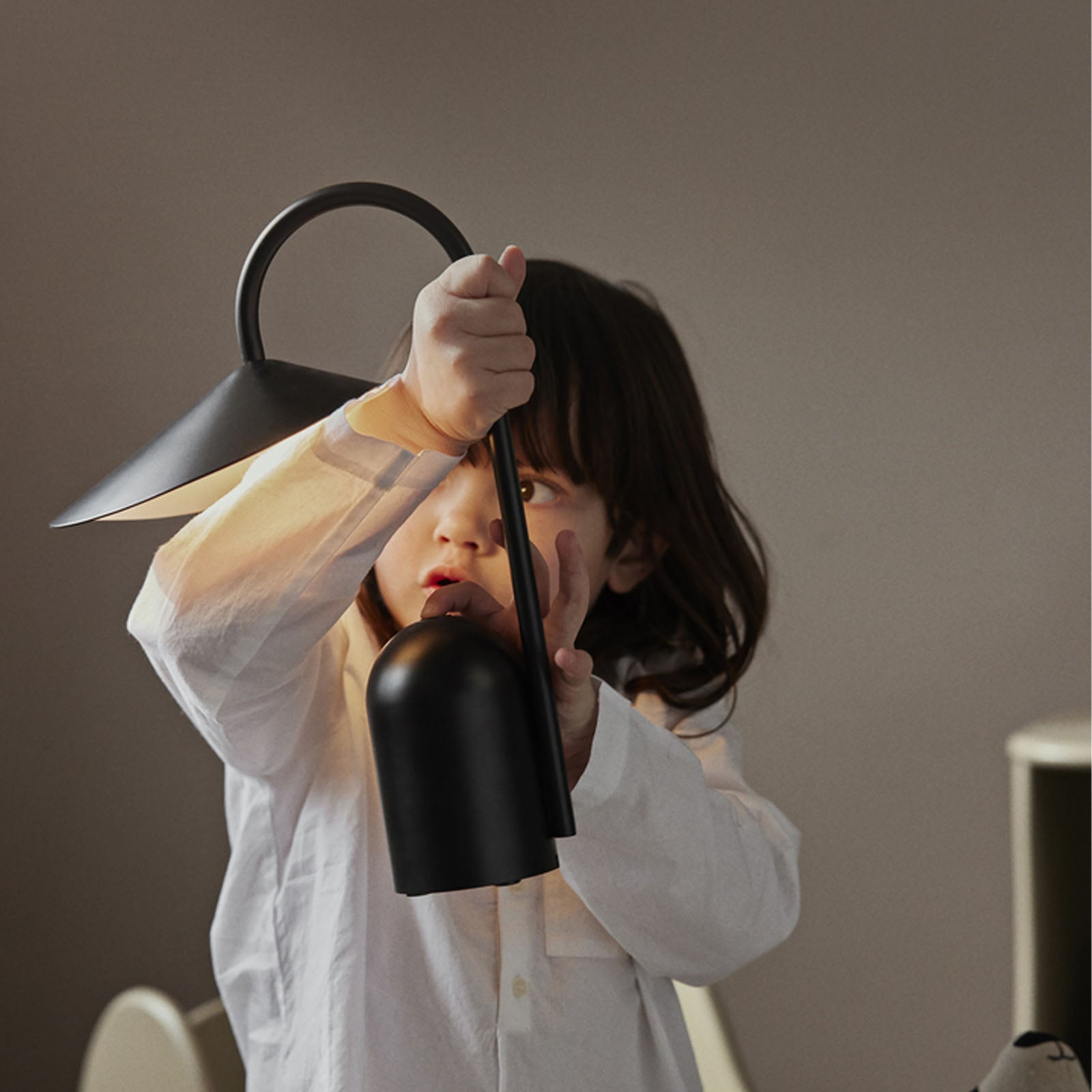 Arum Portable Lamp - Black