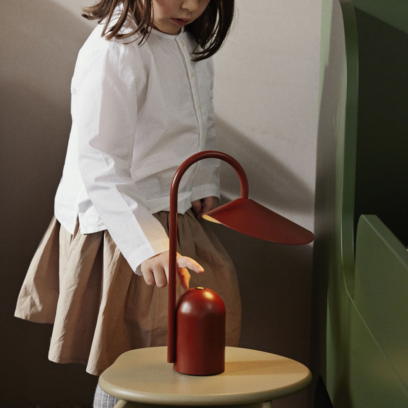 Arum Portable Lamp - Oxide Red