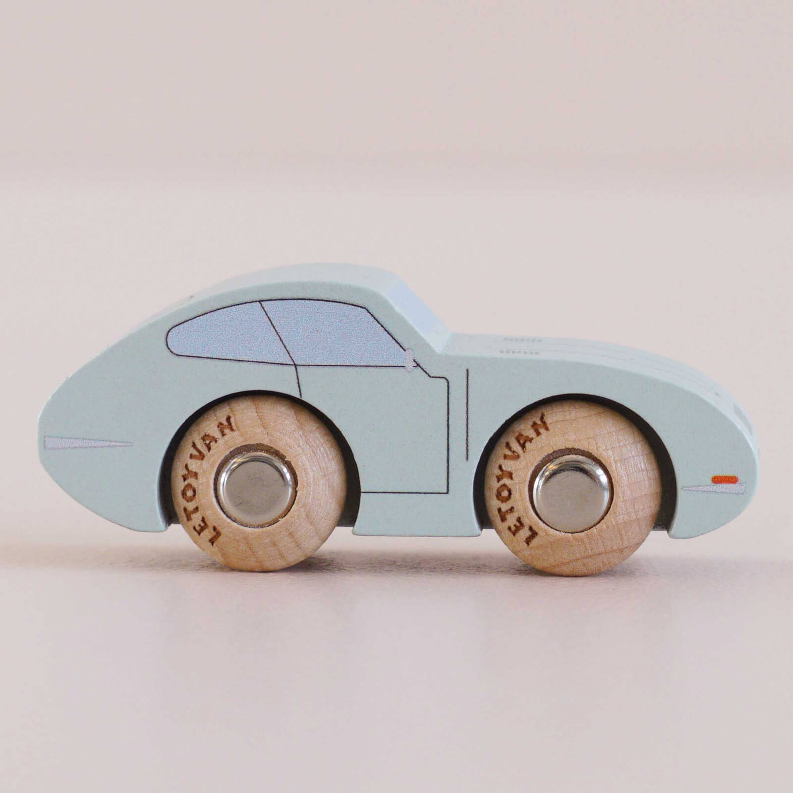 Wooden Car - GT15 Jude