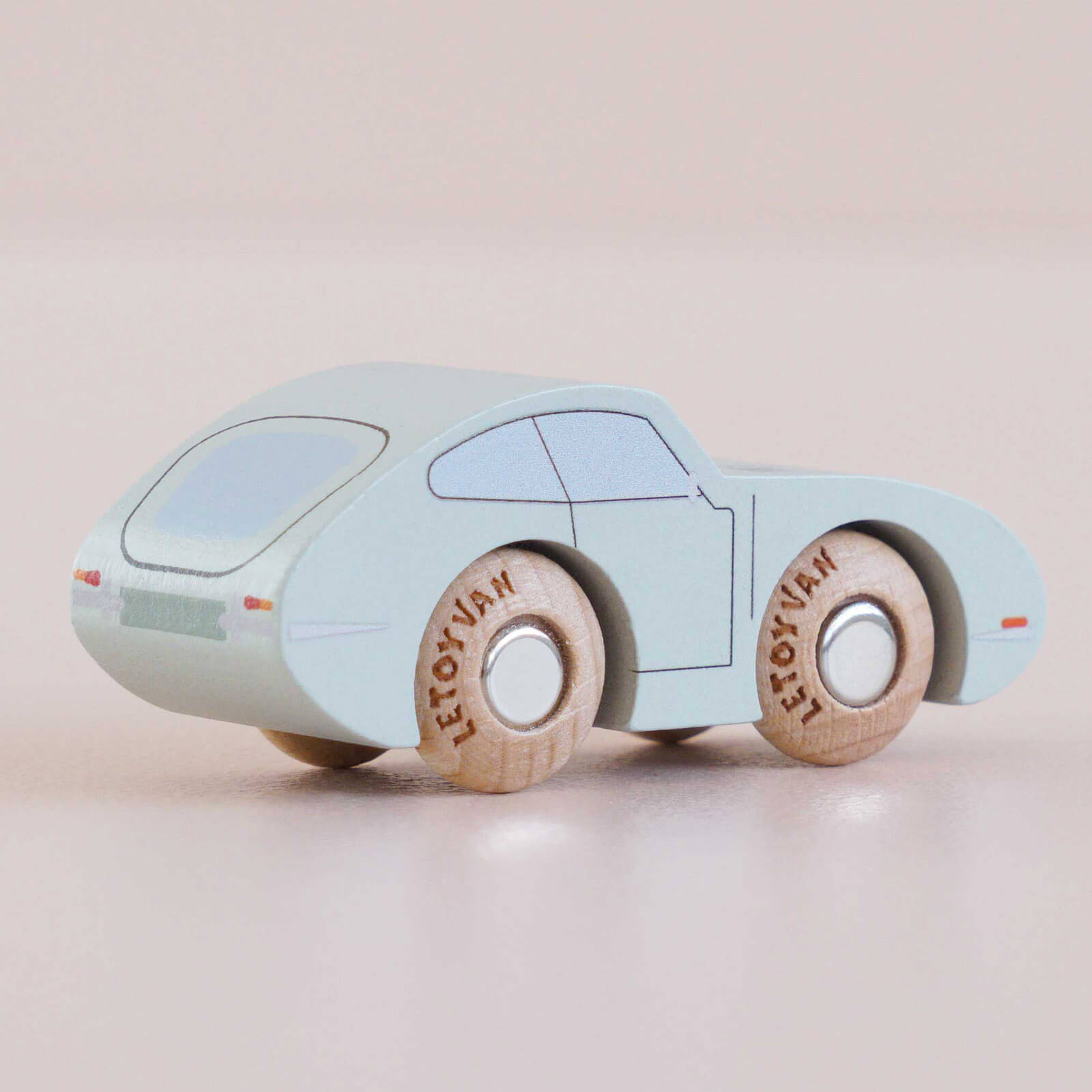 Wooden Car - GT15 Jude