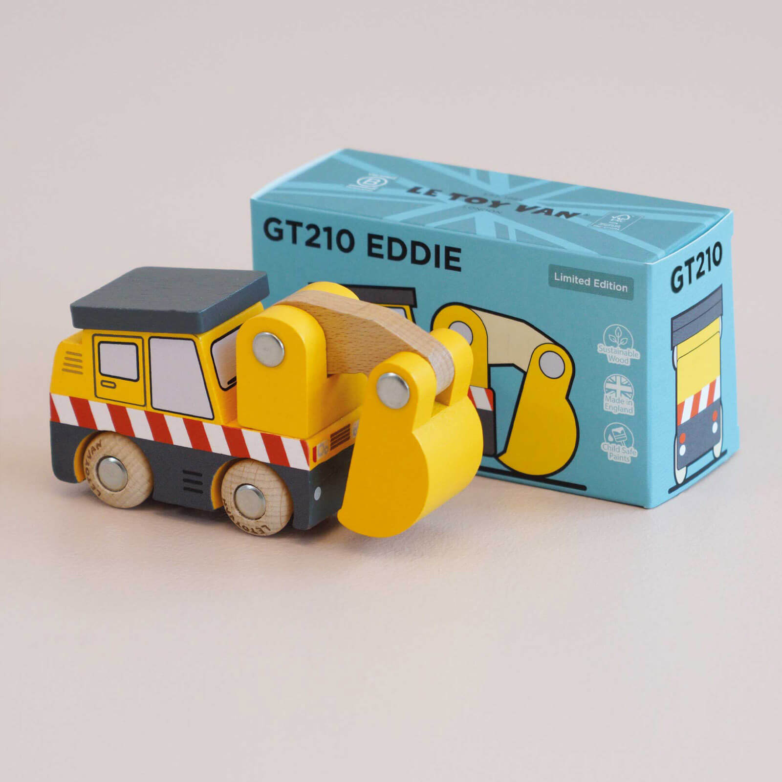 Wooden Digger - GT210 Vince
