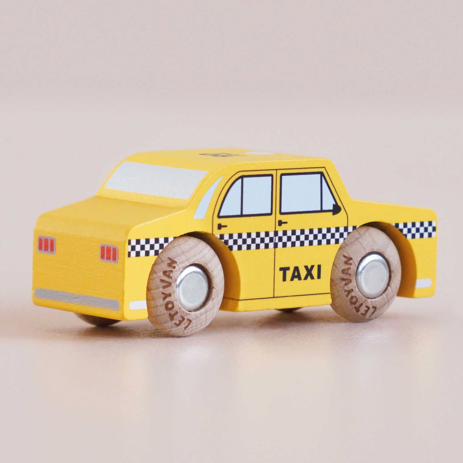 Wooden Yellow Taxi - GT245 Trixie