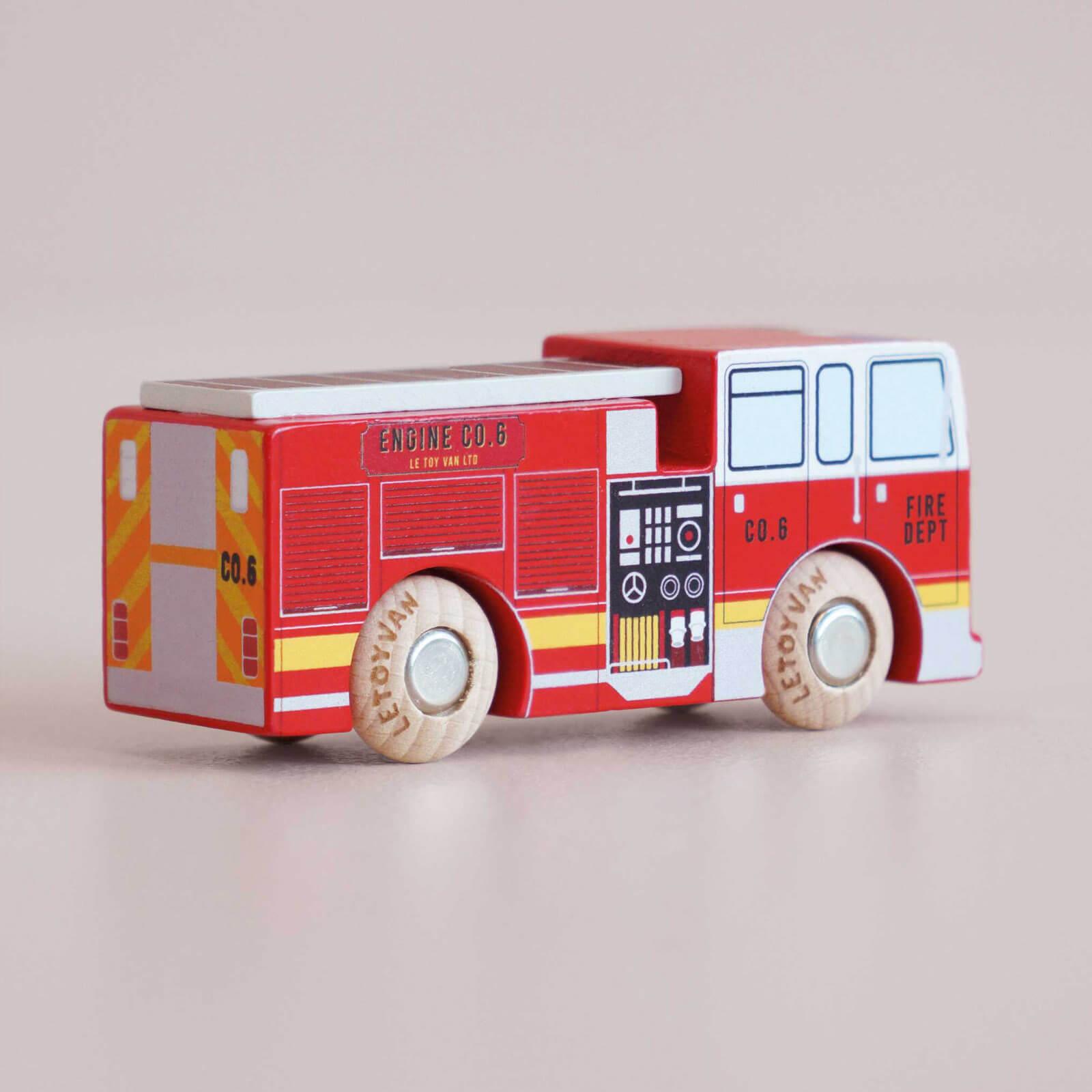 Wooden Fire Engine - GT270 Quinn