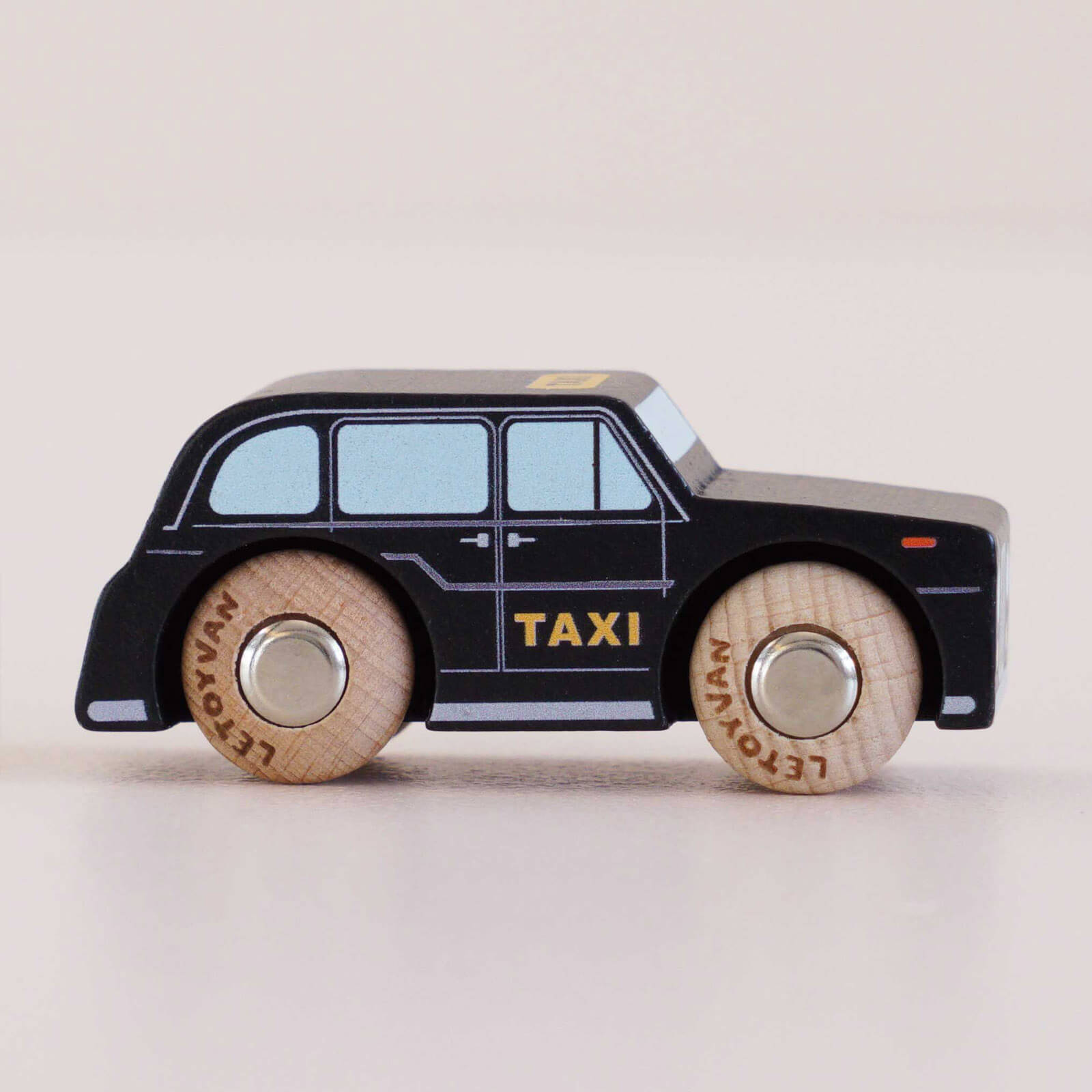 Wooden Black Taxi - GT275 Bertie