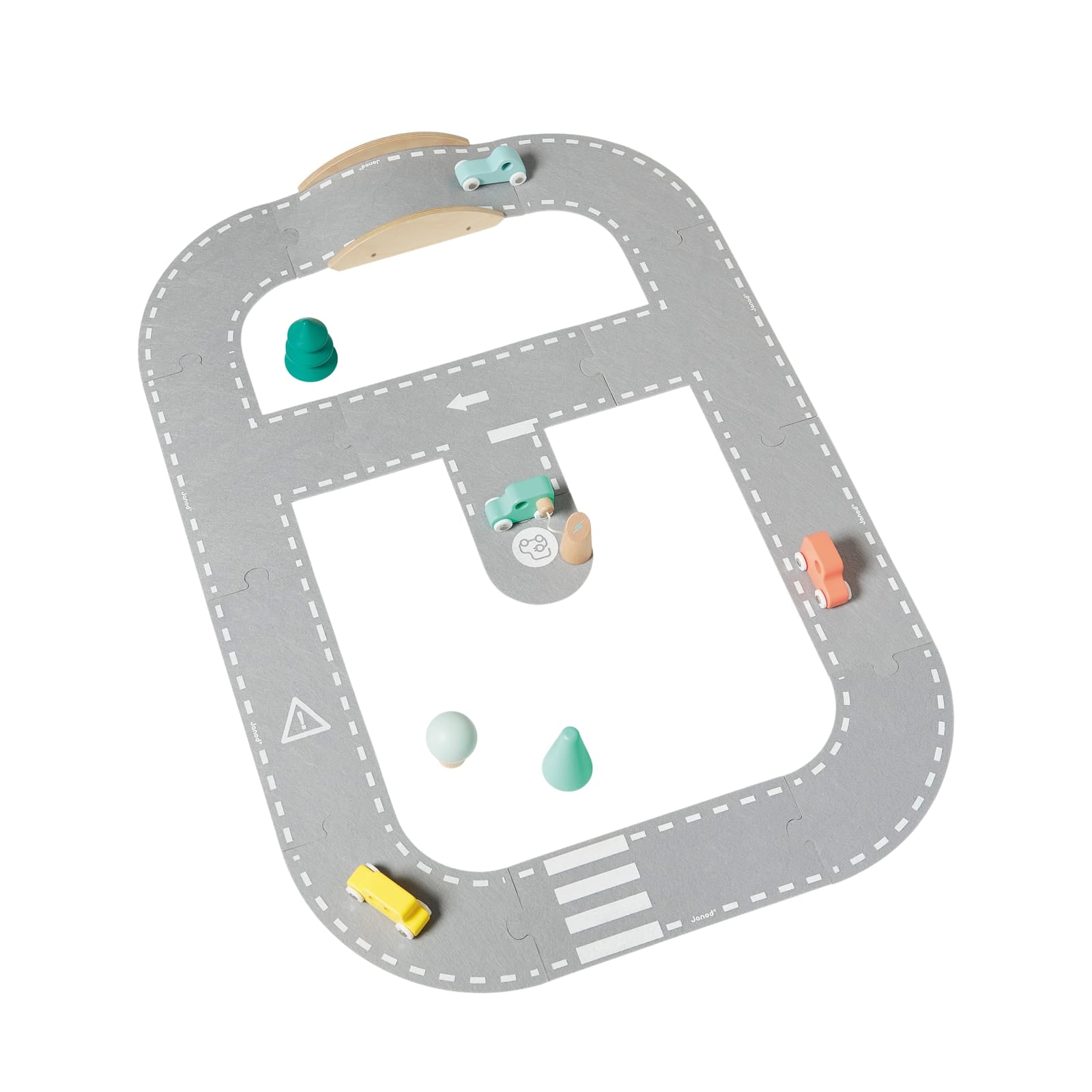 Felt Road Circuit and Accessories