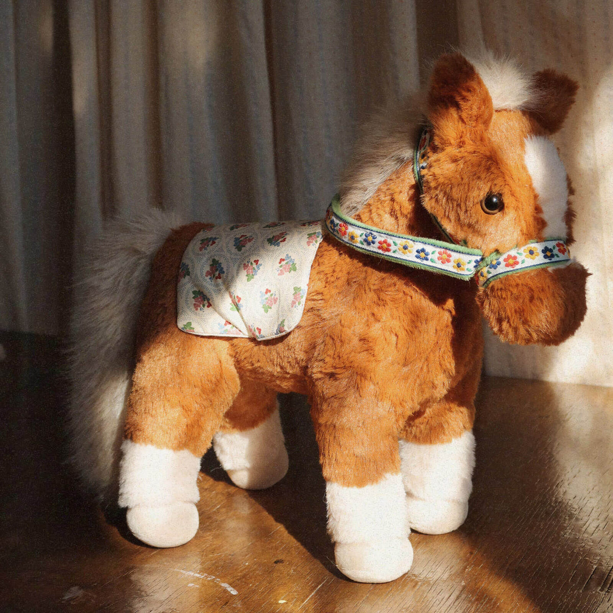 Soft Horse - Fiona