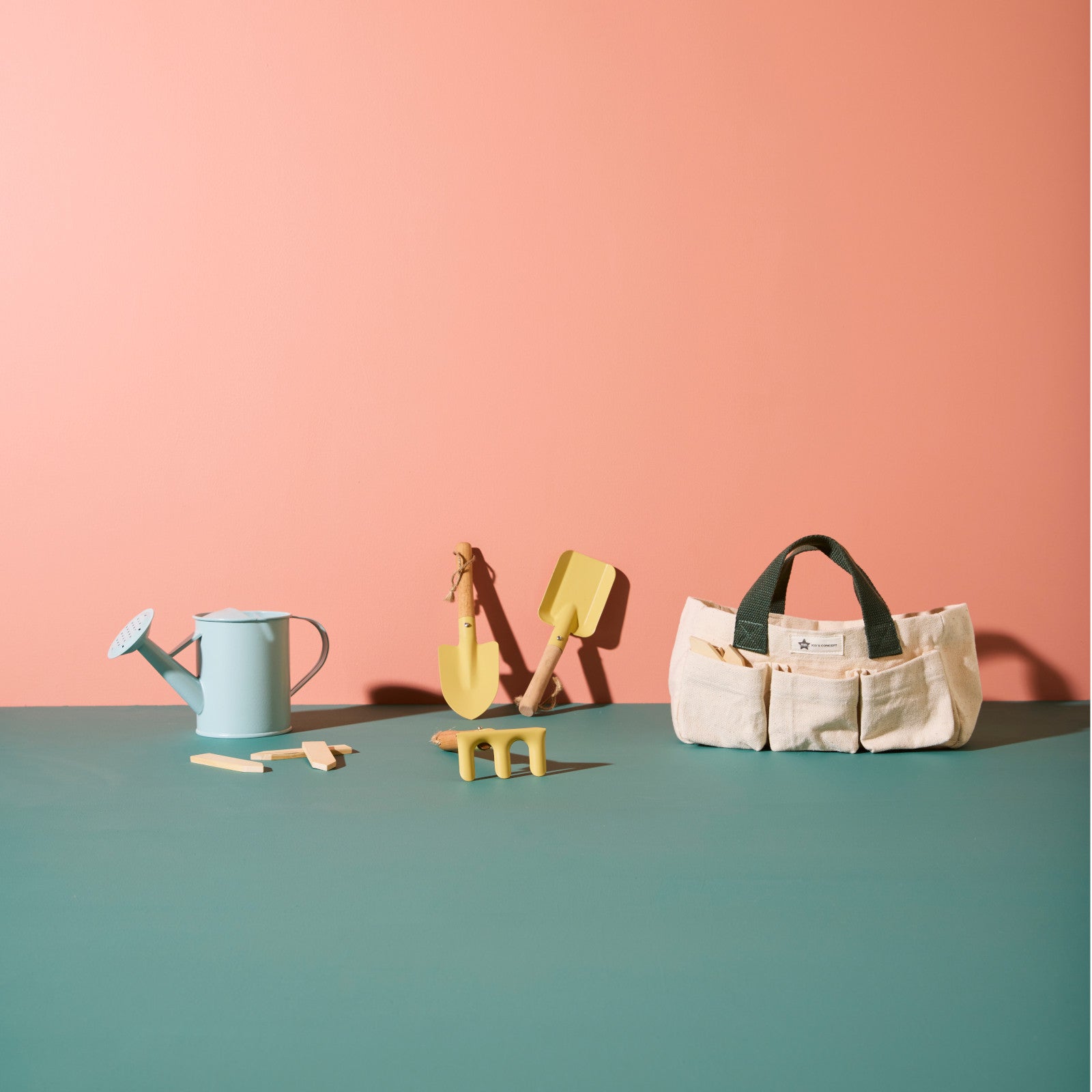 Set With Apron and Tools