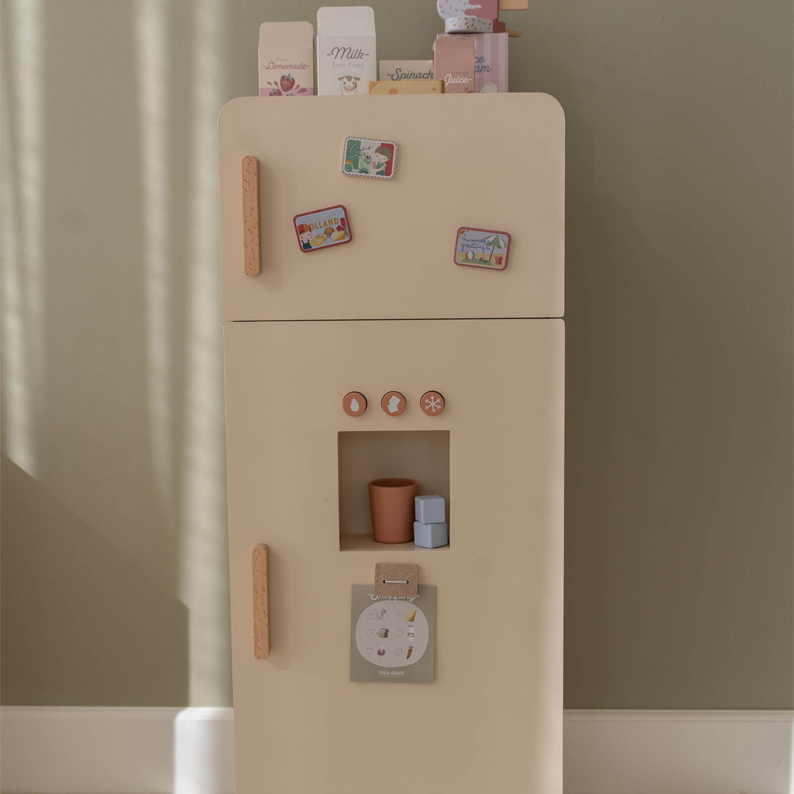 Cream Refrigerator Plus 19 Accessories
