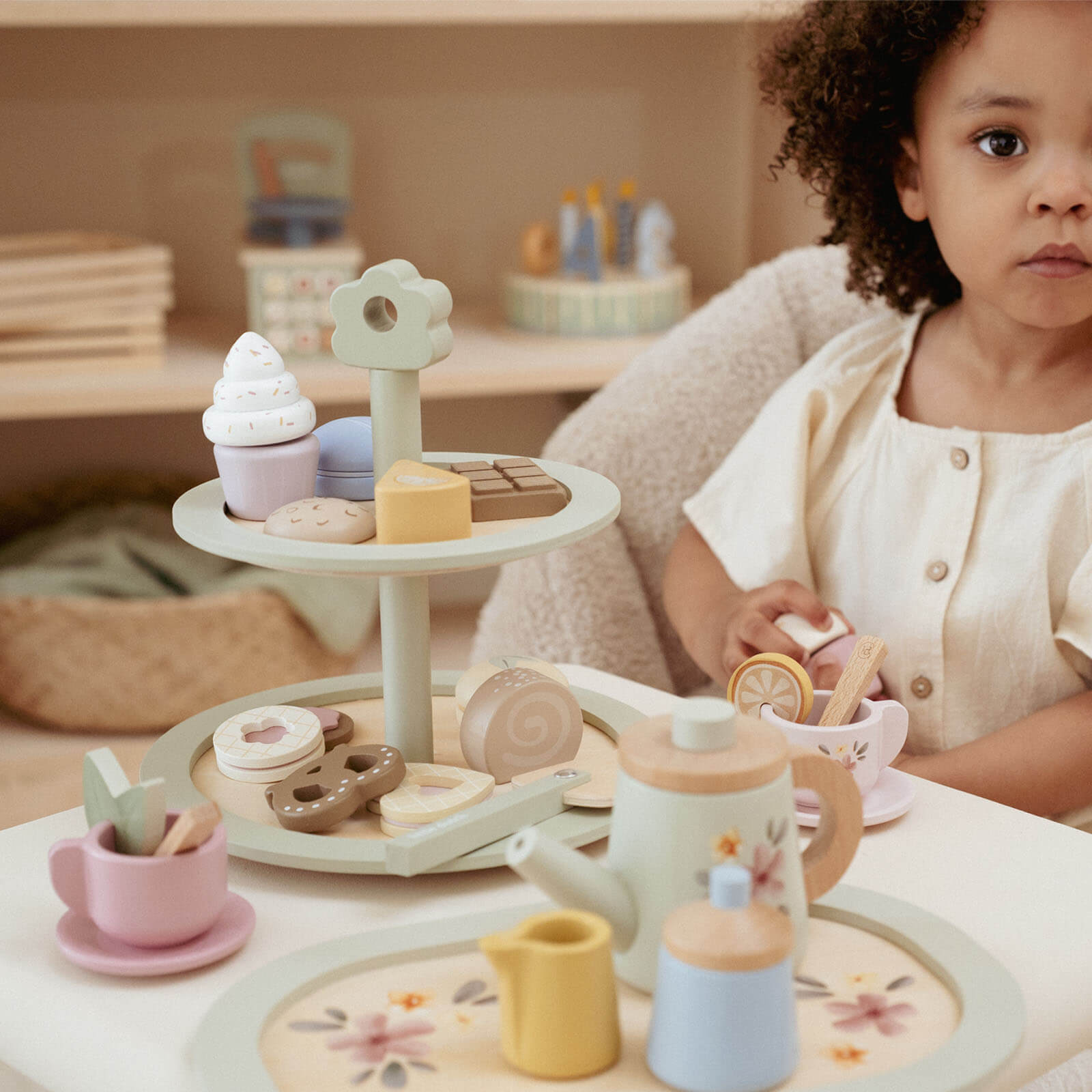 Cake Stand Plus 15 Accessories