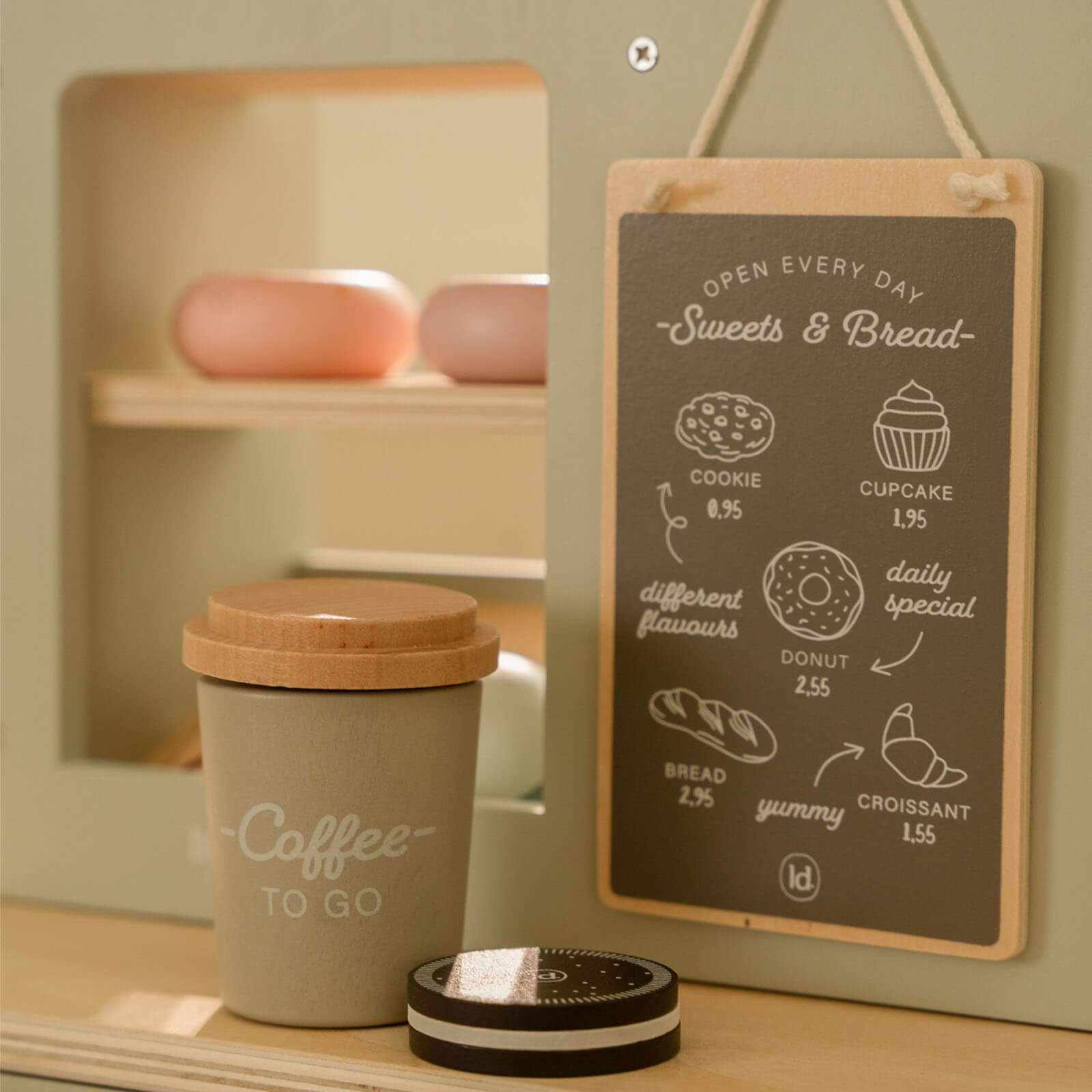 Wooden Coffee Shop Corner - 20 Pieces