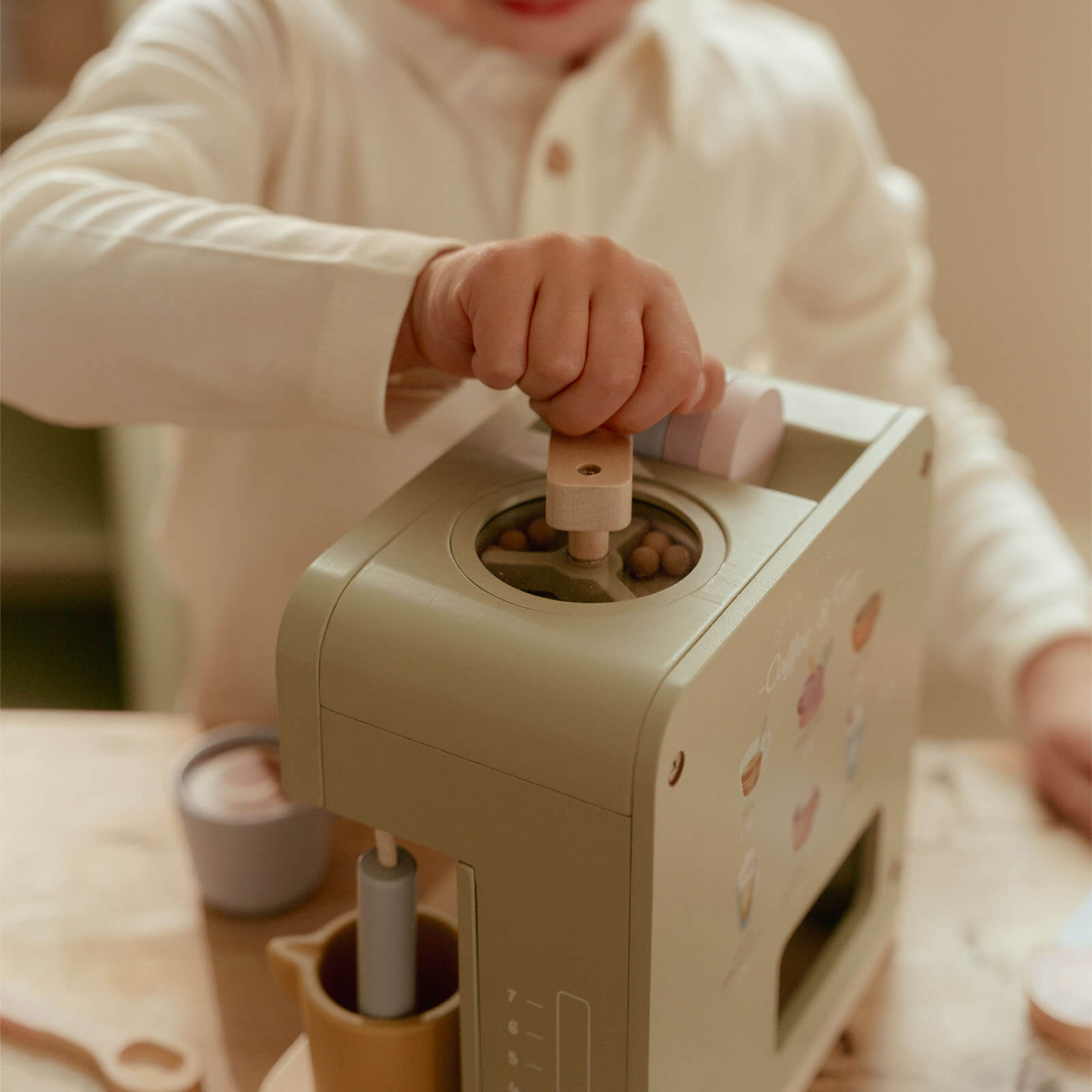 Wooden Coffee Machine - 13 Pieces