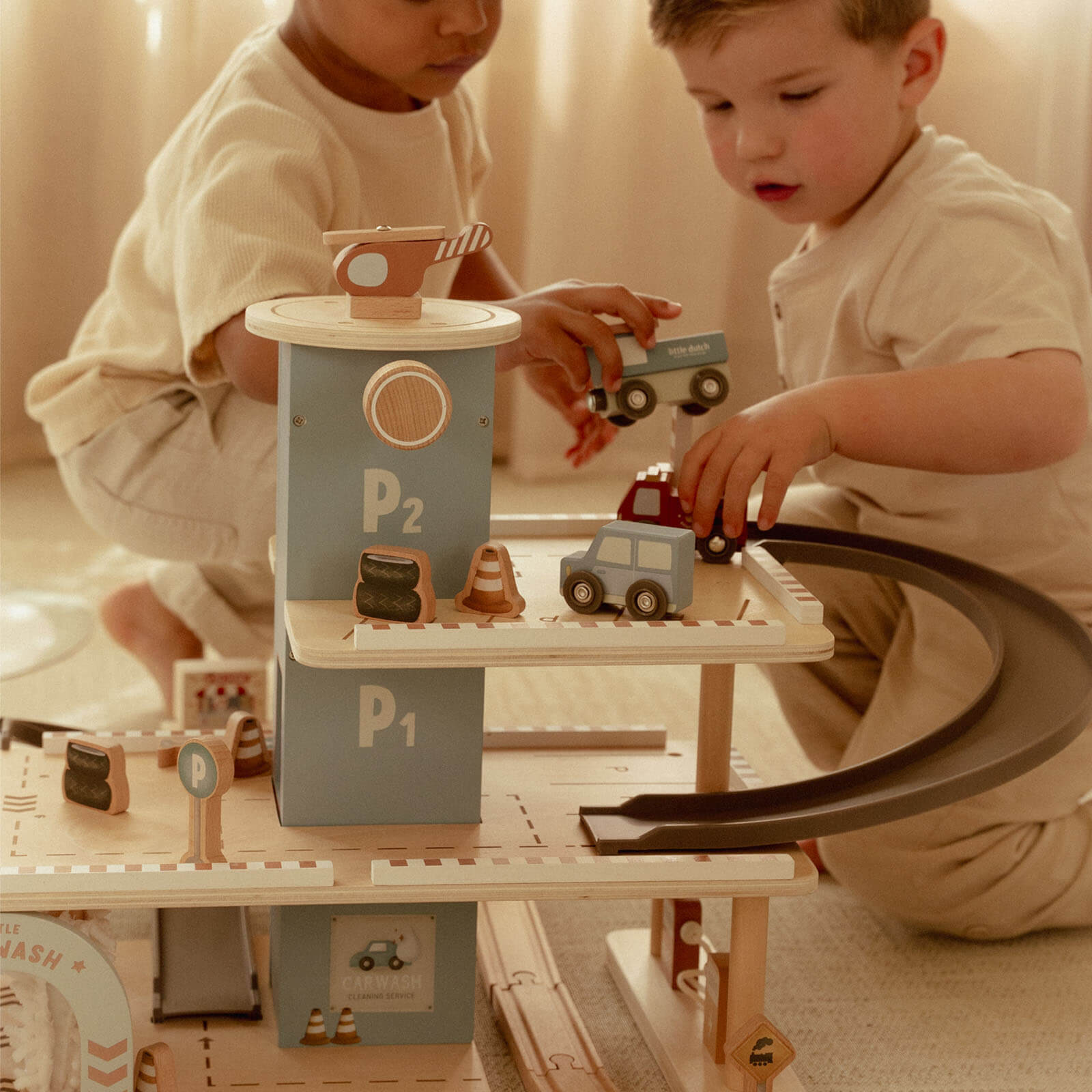 Wooden Parking Garage - 18 Pieces