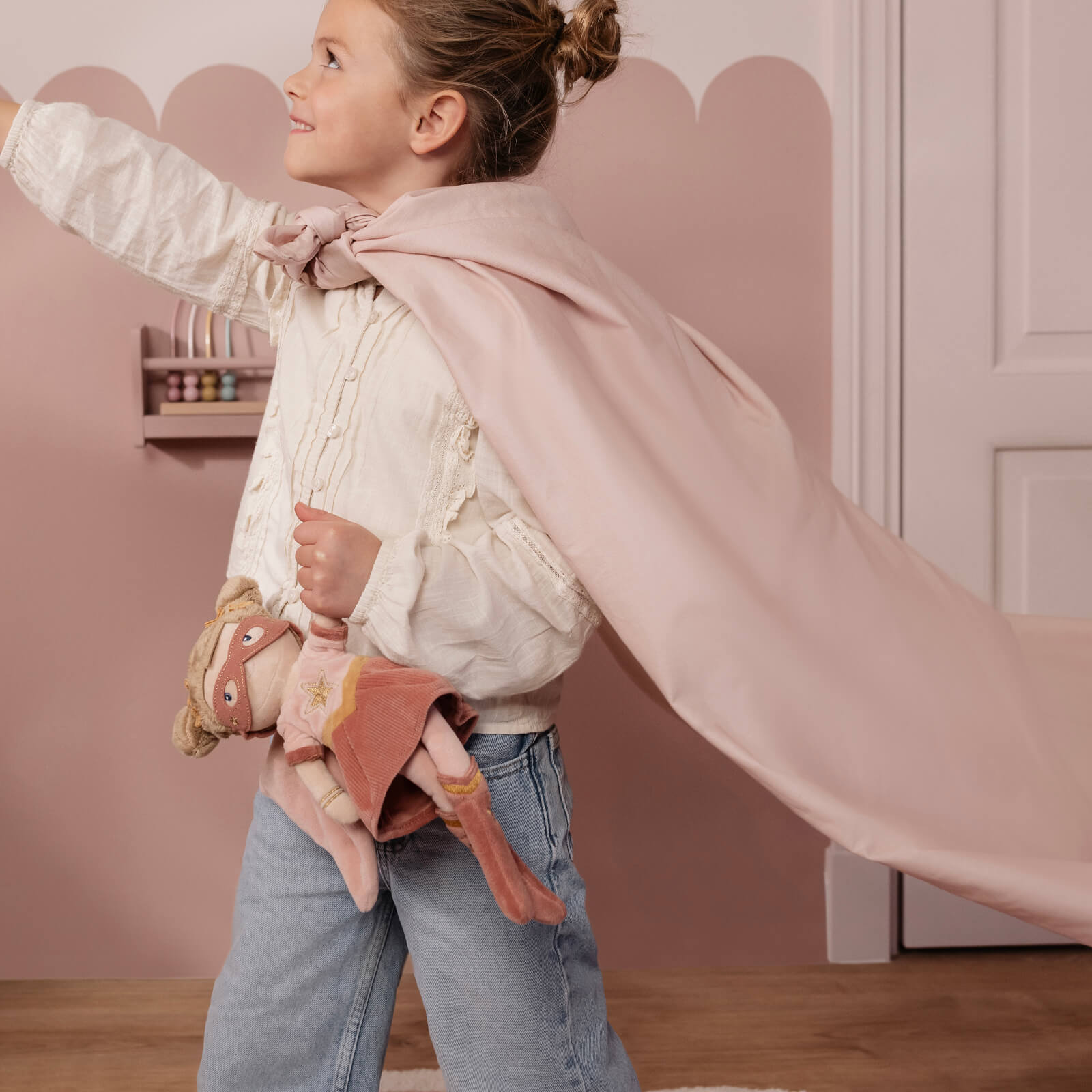 Soft Cuddle Doll - Superhero Rosa 35cm