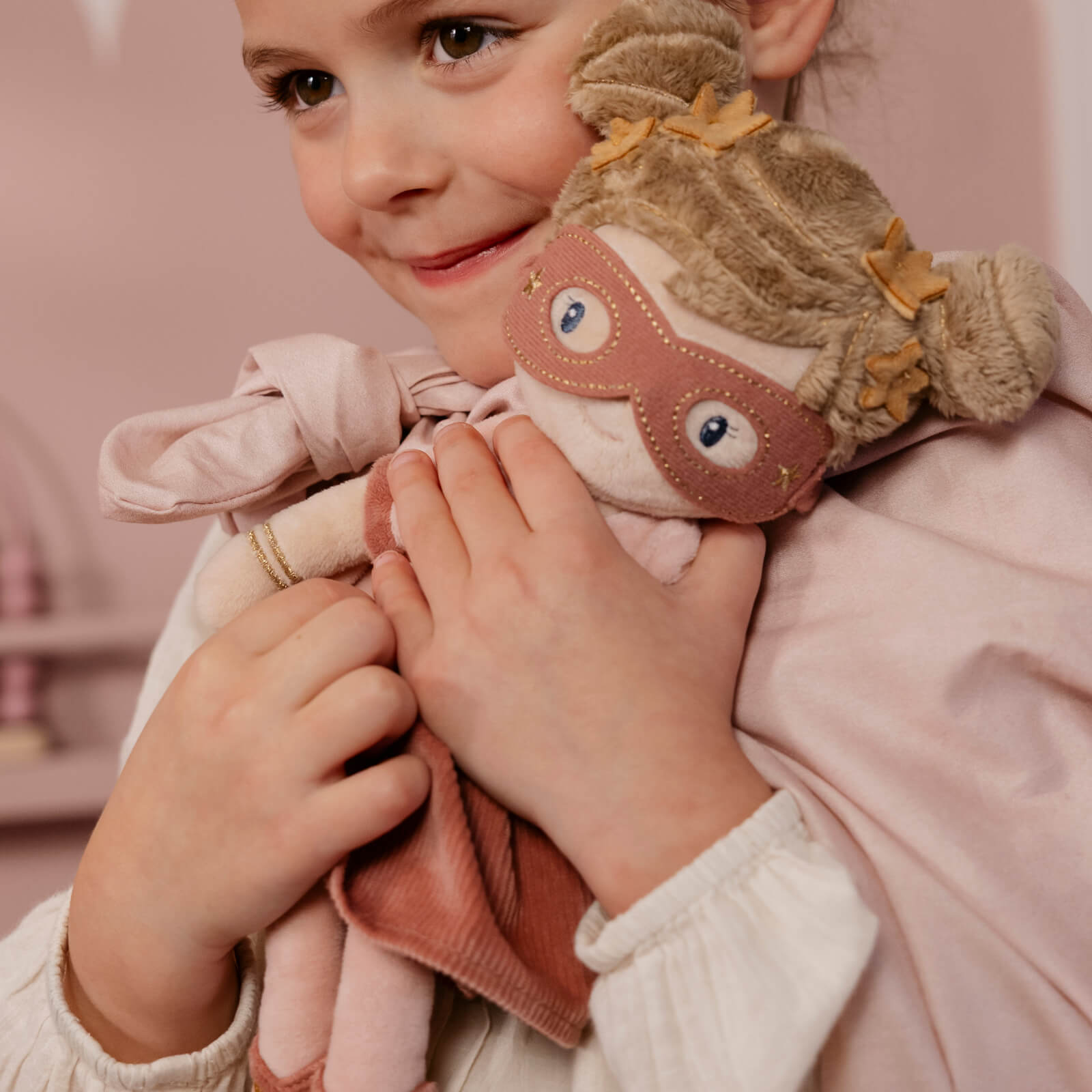 Soft Cuddle Doll - Superhero Rosa 35cm
