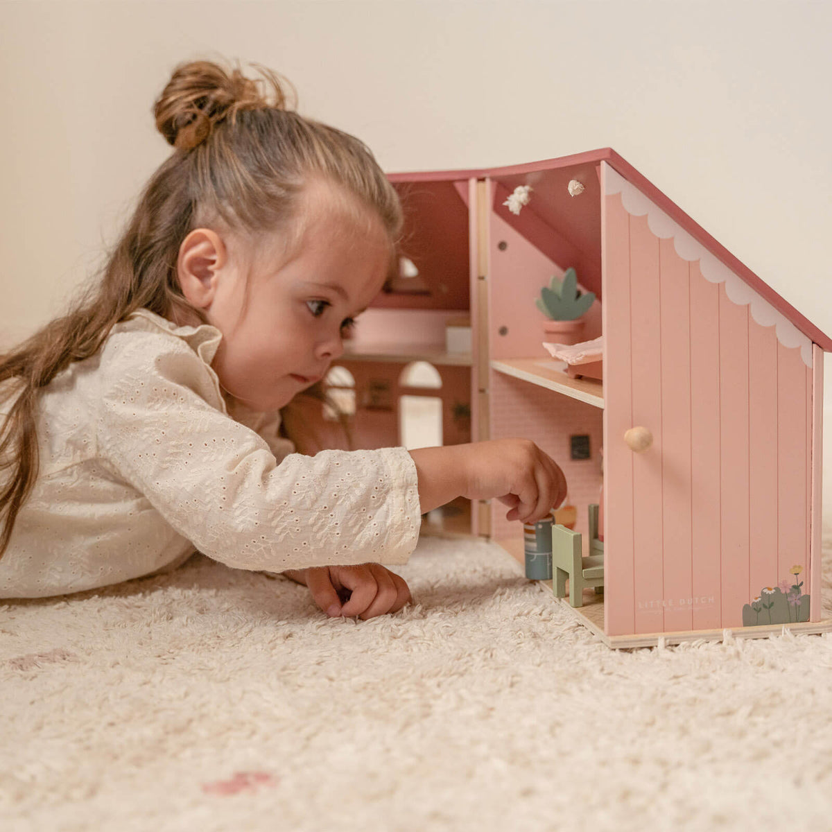 Portable Pink Doll's House Plus Furniture and Accessories