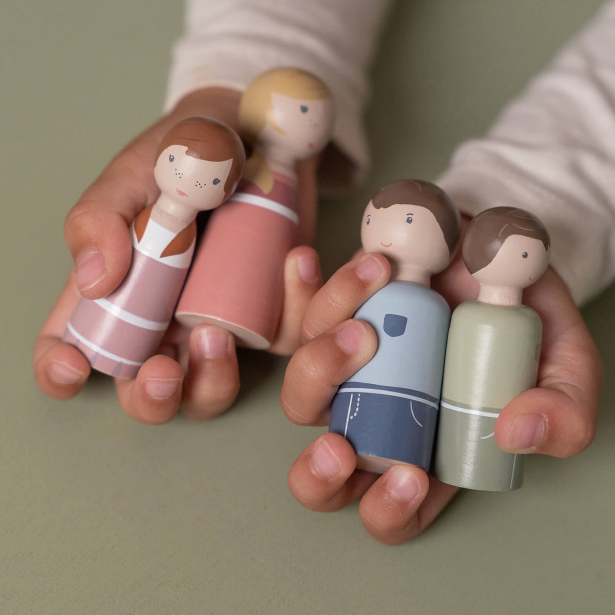 Doll's House Play Set Family - Rosa